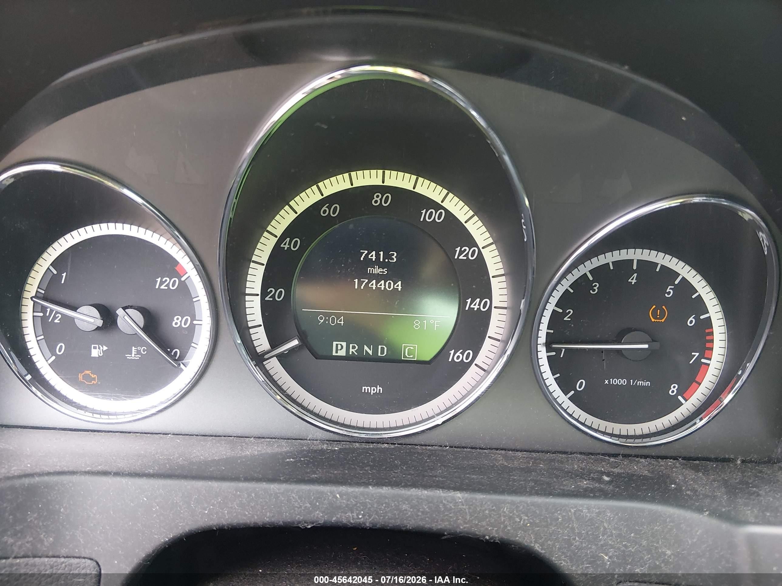 2010 Mercedes-benz C 300 Luxury 4matic Silver vin: WDDGF8BB7AR100335