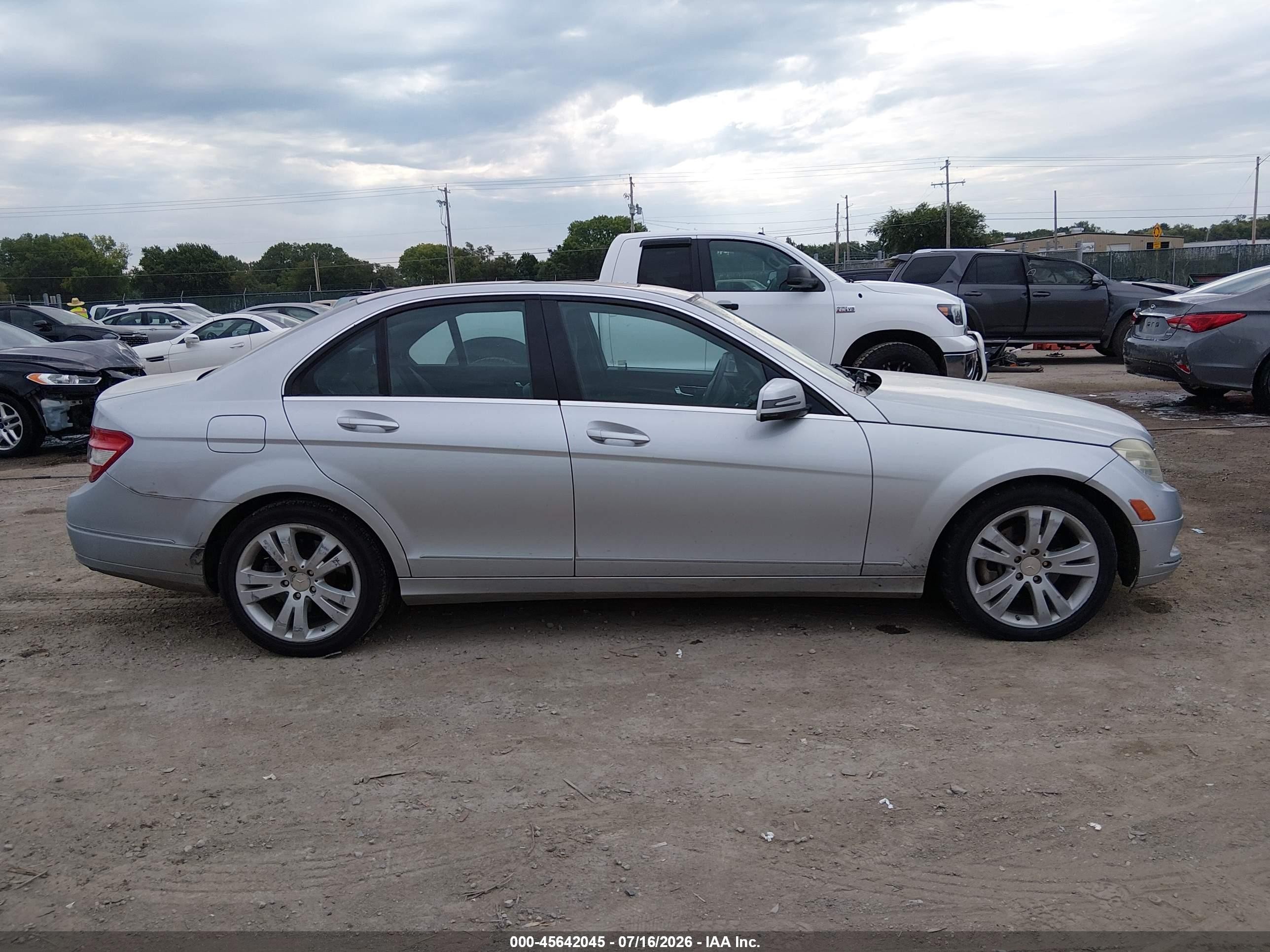 2010 Mercedes-benz C 300 Luxury 4matic Silver vin: WDDGF8BB7AR100335