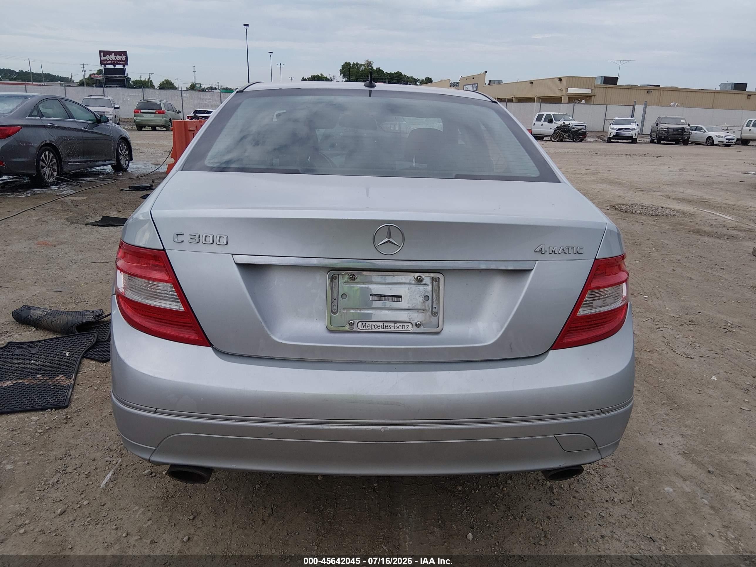 2010 Mercedes-benz C 300 Luxury 4matic Silver vin: WDDGF8BB7AR100335