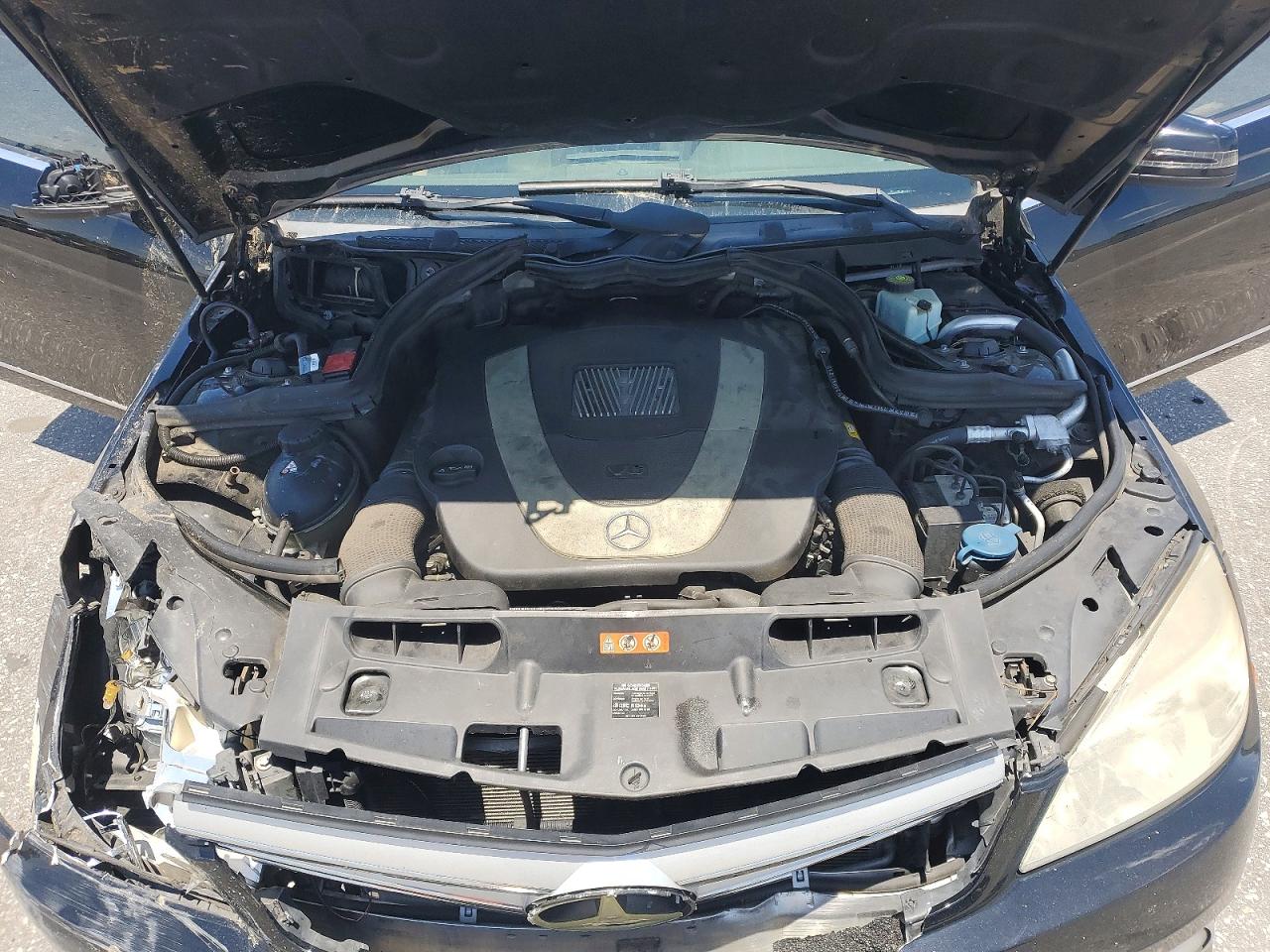2010 Mercedes-benz C 300 4matic Black vin: WDDGF8BB7AR126885