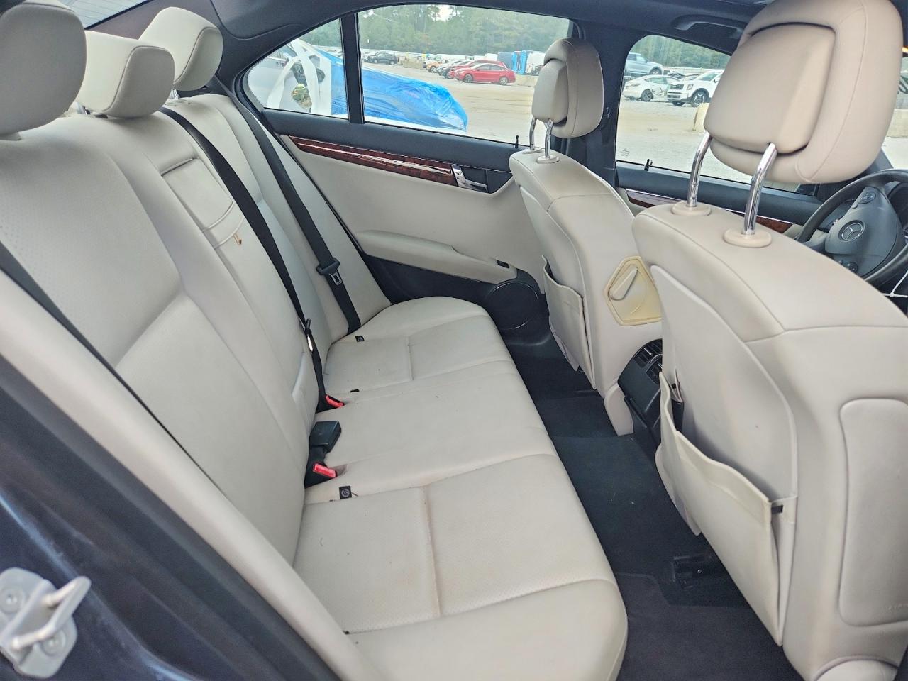 2011 Mercedes-benz C 300 4matic Gray vin: WDDGF8BB7BR141985