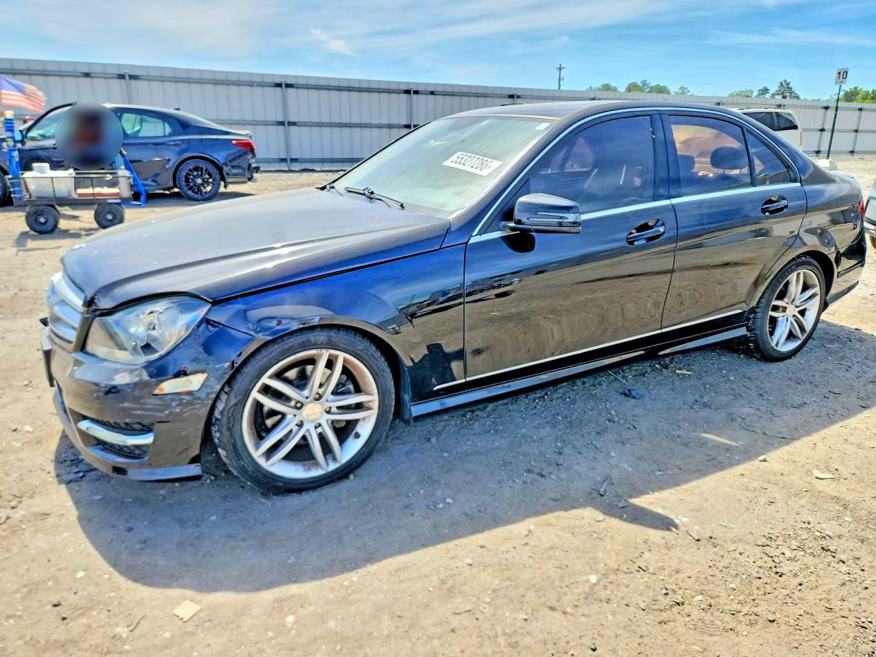 2012 Mercedes-benz C 300 4matic Black vin: WDDGF8BB7CR201443
