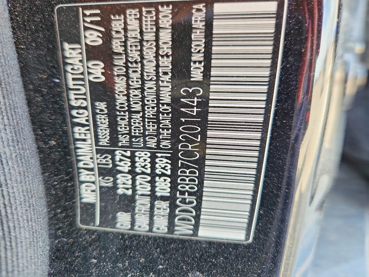 2012 Mercedes-benz C 300 4matic Black vin: WDDGF8BB7CR201443