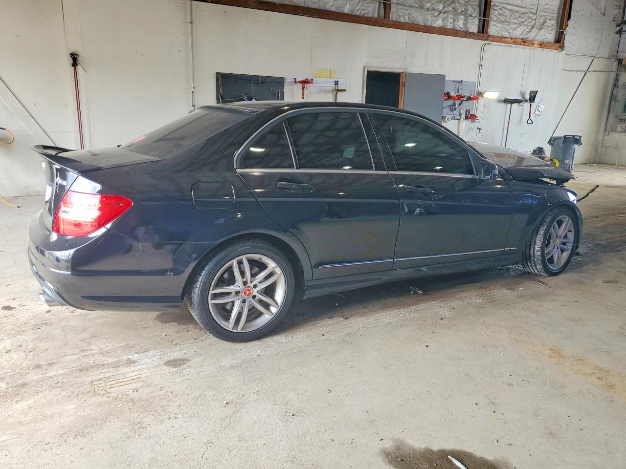 2012 Mercedes-benz C 300 4matic Black vin: WDDGF8BB7CR212765