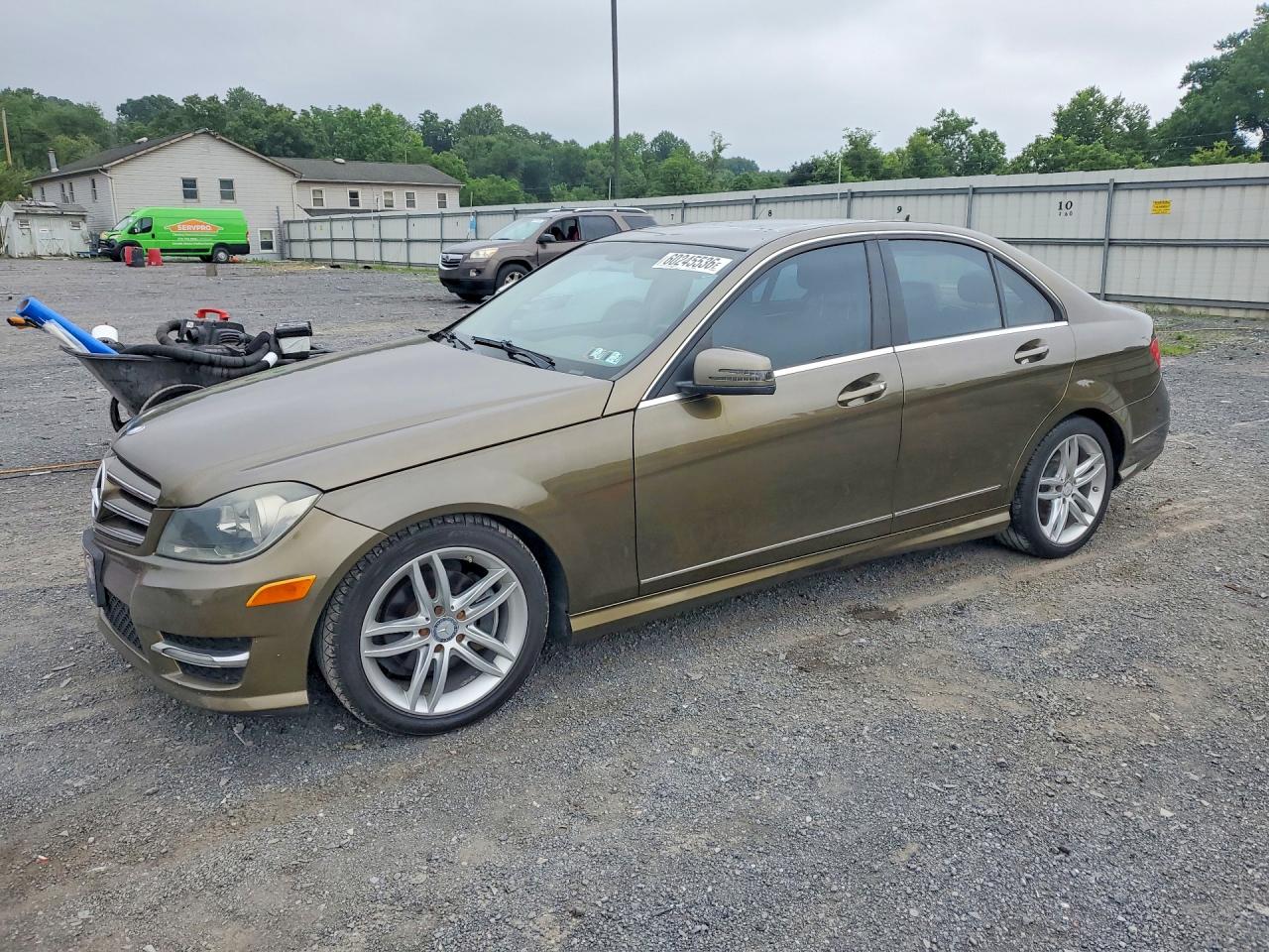 WDDGF8BB7CR225970
