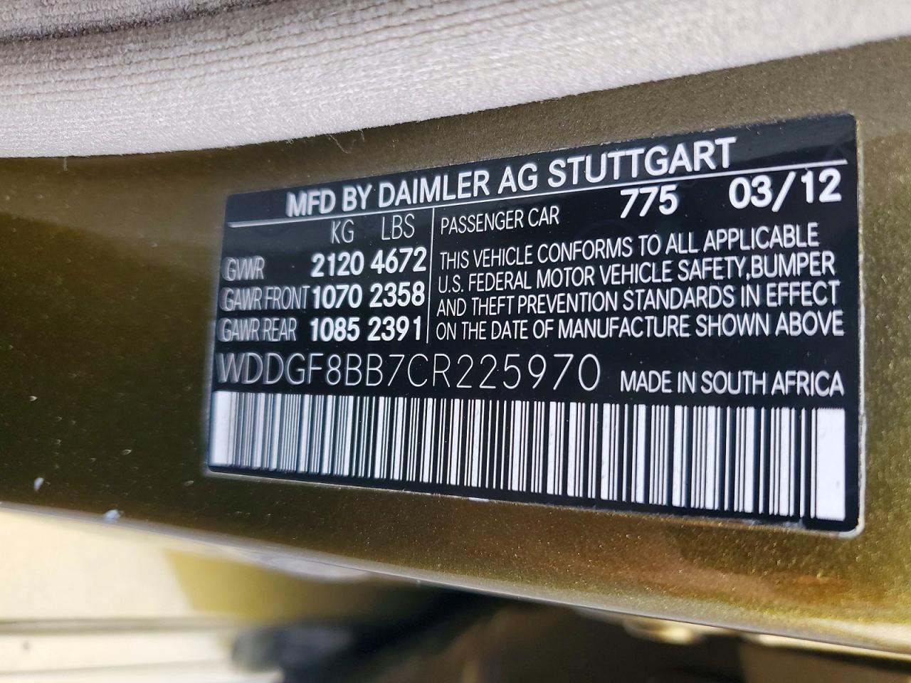 2012 Mercedes-benz C 300 4matic Коричневый vin: WDDGF8BB7CR225970