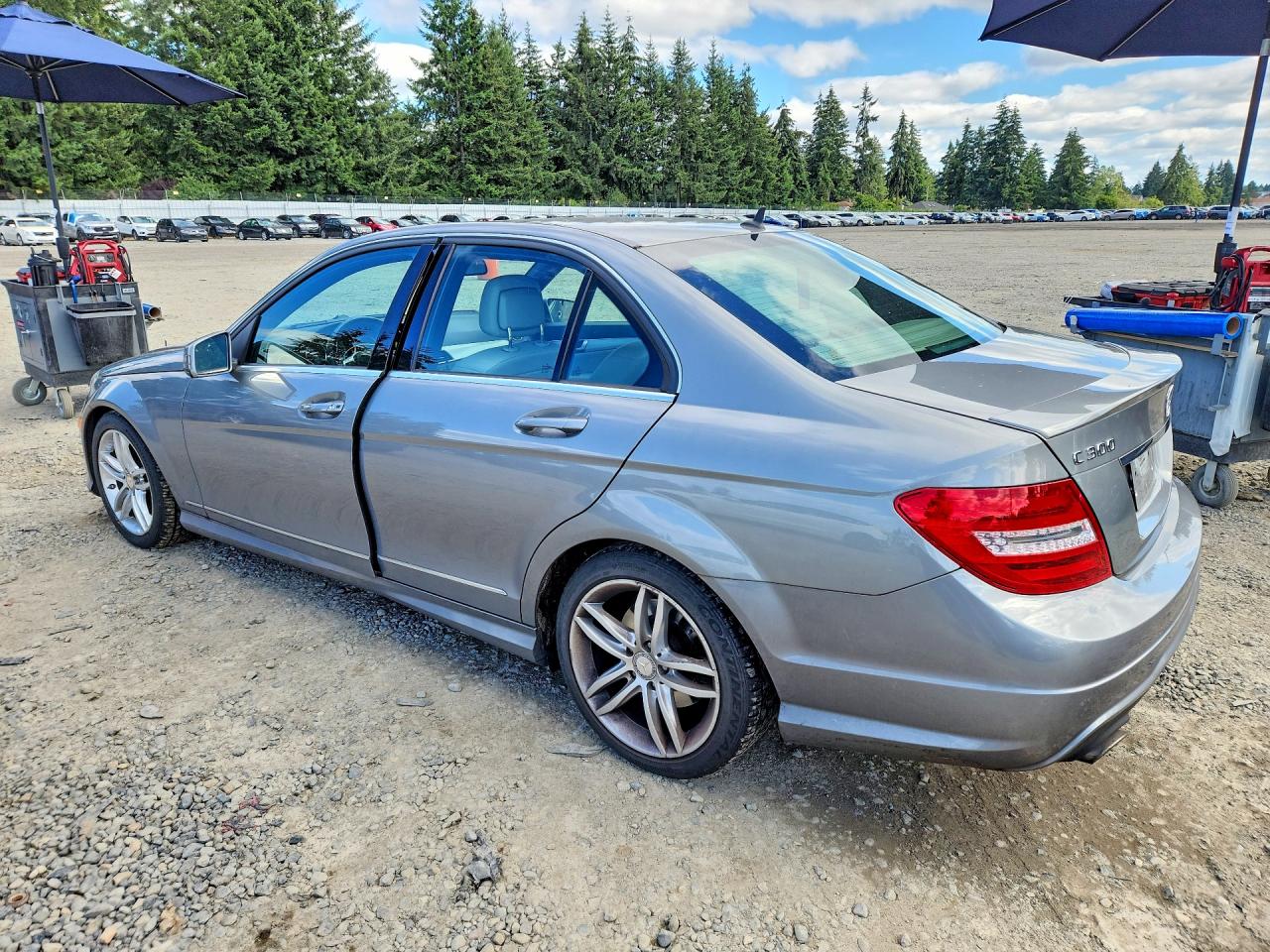 2012 Mercedes-benz C 300 4matic Silver vin: WDDGF8BB7CR238220