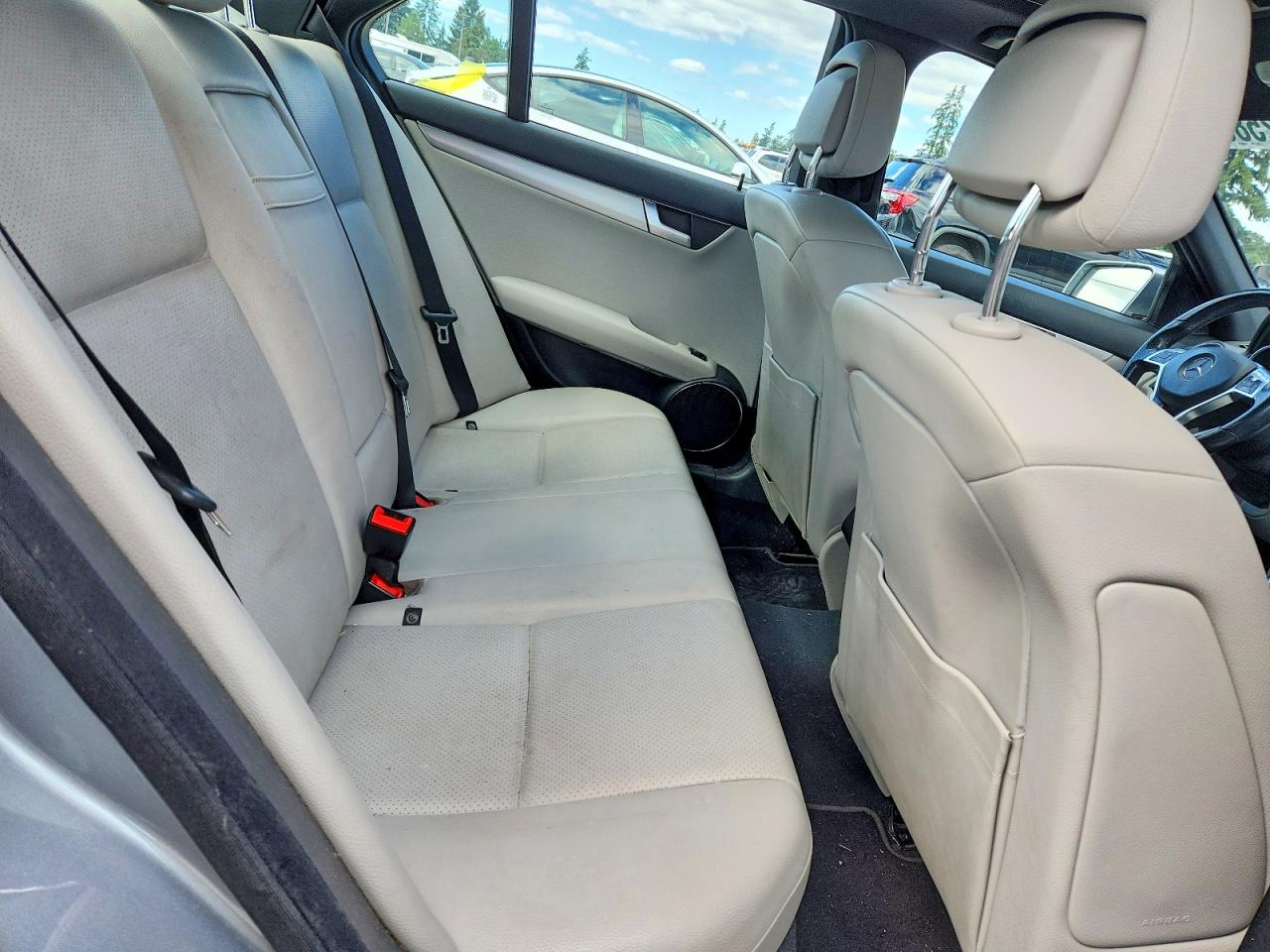 2012 Mercedes-benz C 300 4matic Silver vin: WDDGF8BB7CR238220