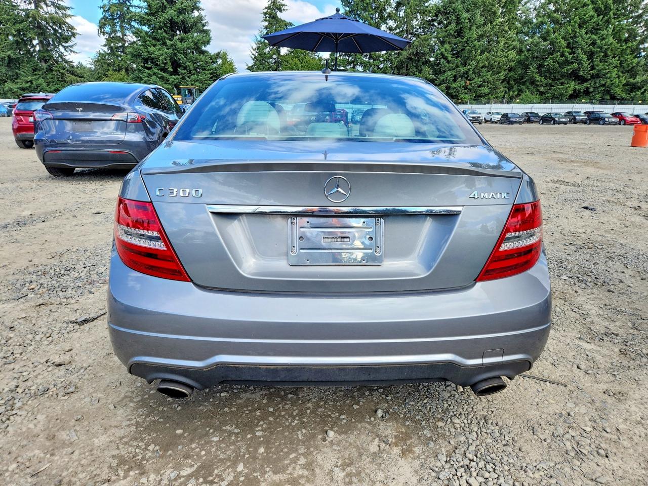2012 Mercedes-benz C 300 4matic Silver vin: WDDGF8BB7CR238220
