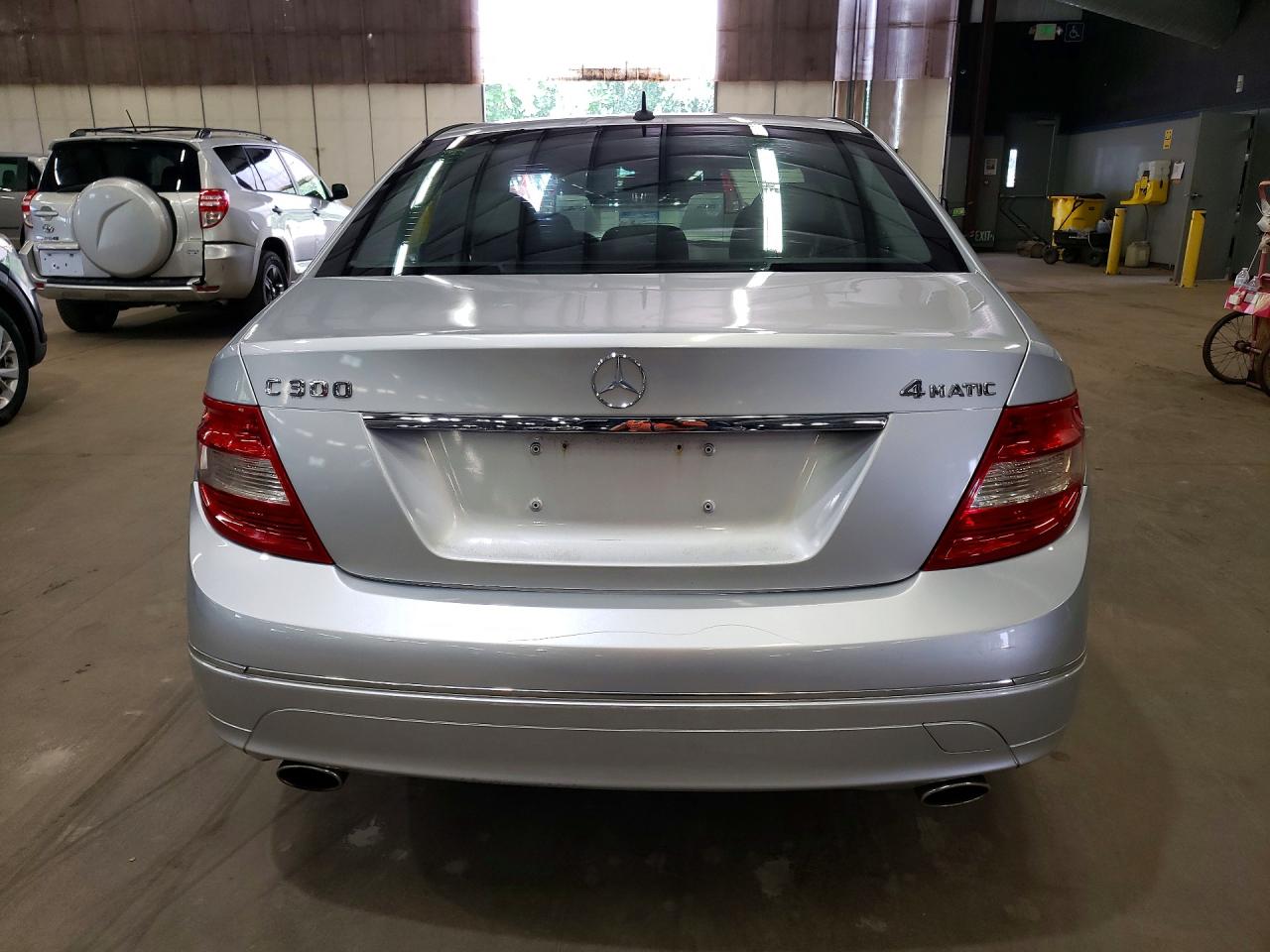 2010 Mercedes-benz C 300 4matic Silver vin: WDDGF8BB8AR105933