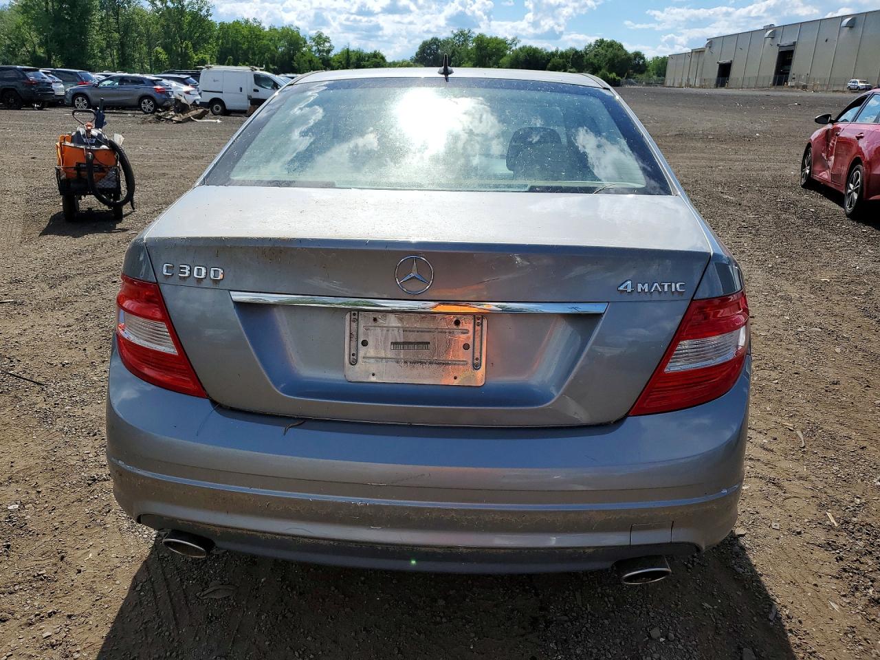 2010 Mercedes-benz C 300 4matic Silver vin: WDDGF8BB8AR120495