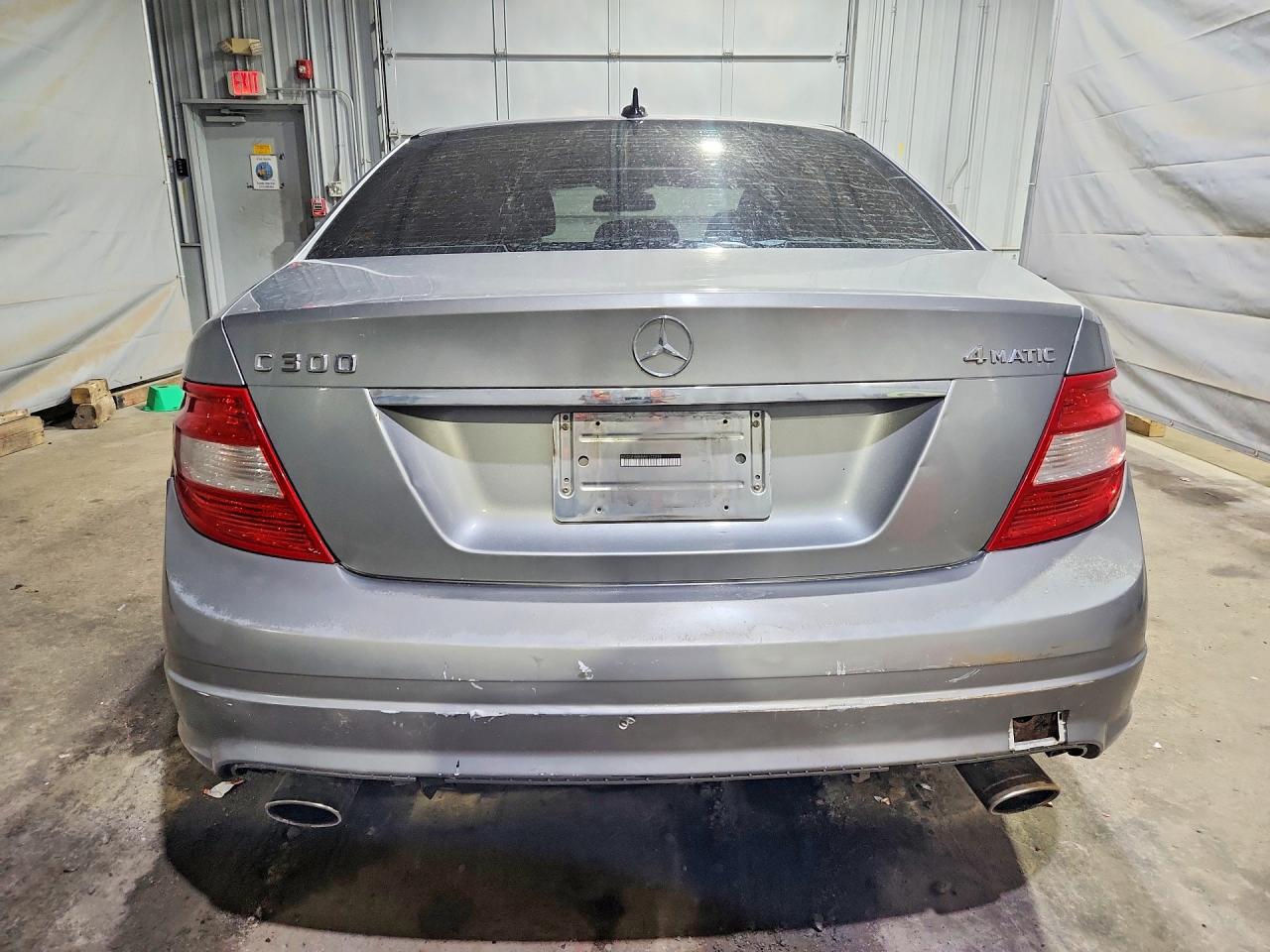 2010 Mercedes-benz C 300 4matic Gray vin: WDDGF8BB8AR122098