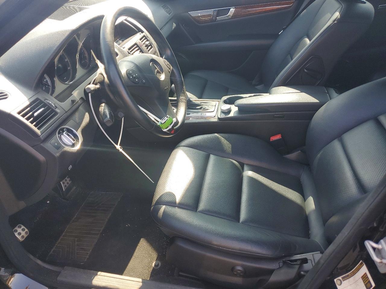 2011 Mercedes-benz C 300 4matic Black vin: WDDGF8BB8BR139615