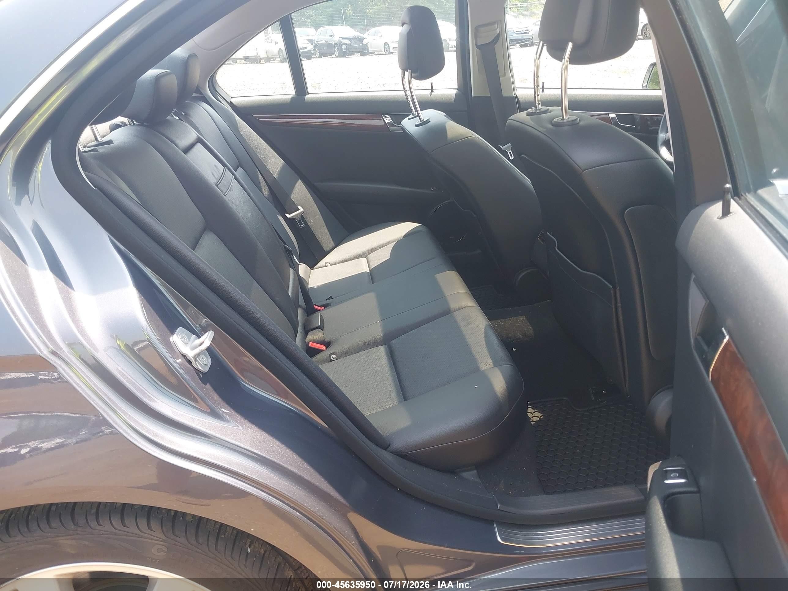 2011 Mercedes-benz C 300 Luxury 4matic/sport 4matic Gray vin: WDDGF8BB8BR143017
