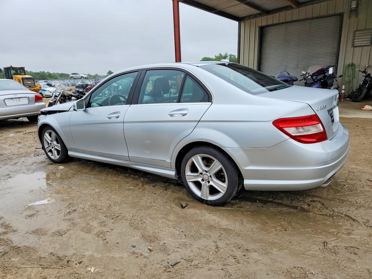 2011 Mercedes-benz C 300 4matic Серебряный vin: WDDGF8BB8BR147651