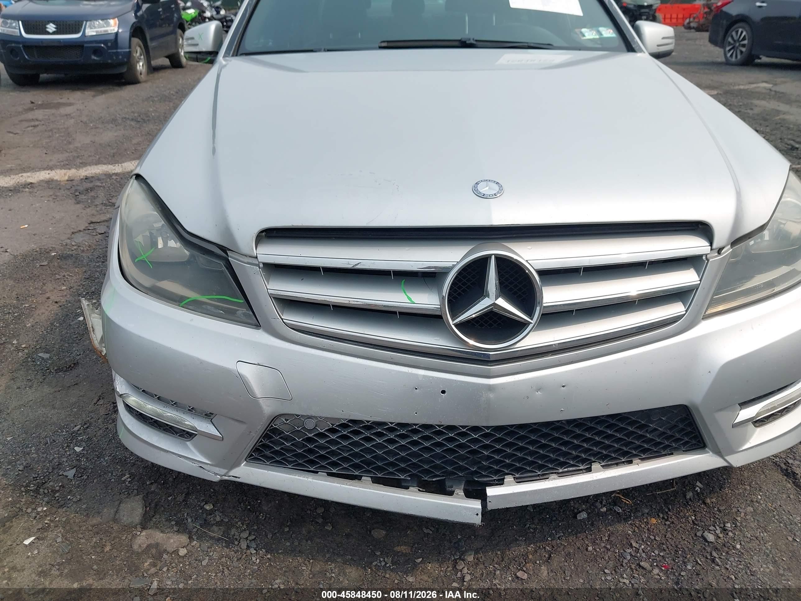 2012 Mercedes-benz C 300 Sport 4matic Silver vin: WDDGF8BB8CA611490