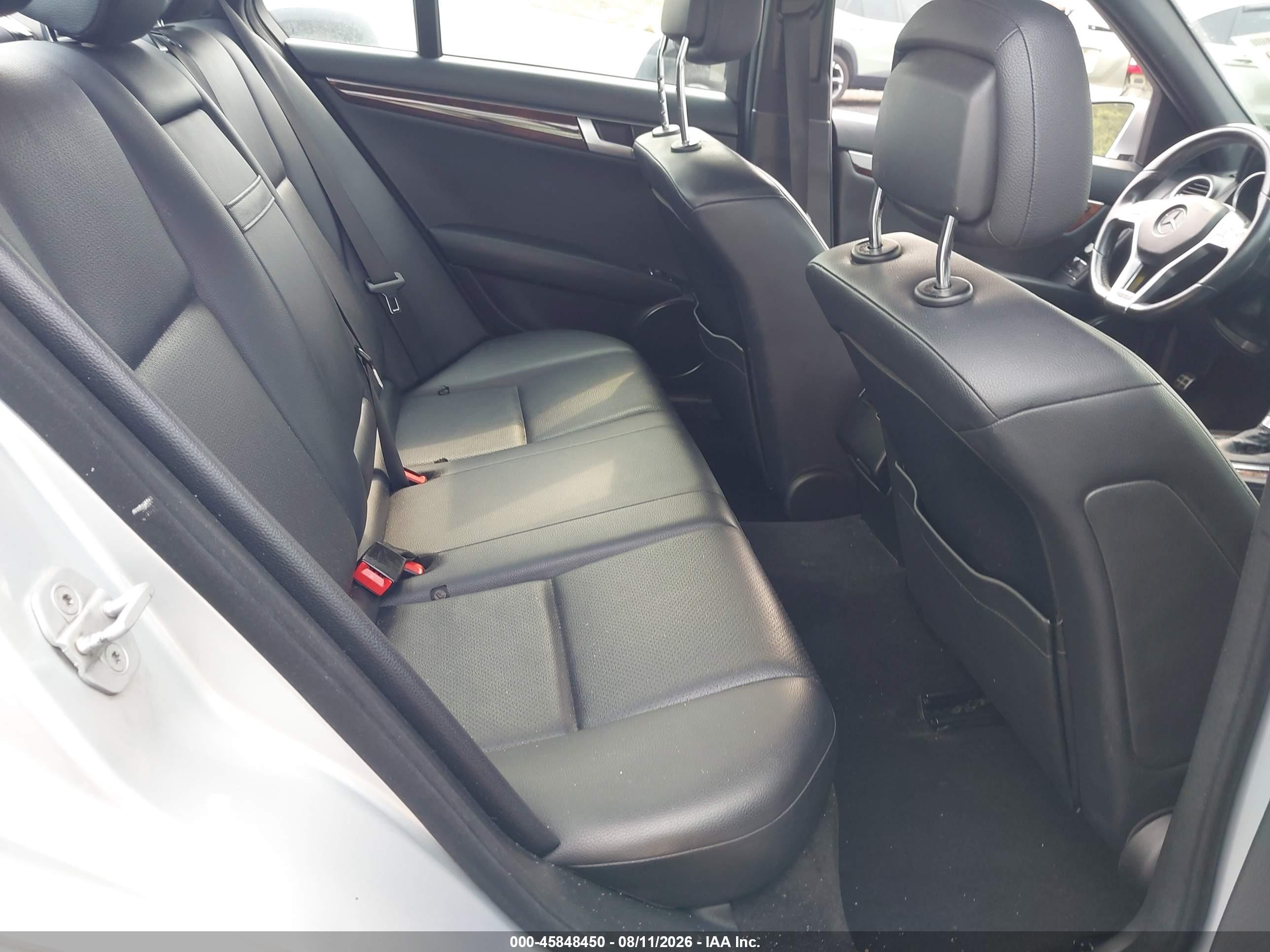 2012 Mercedes-benz C 300 Sport 4matic Silver vin: WDDGF8BB8CA611490