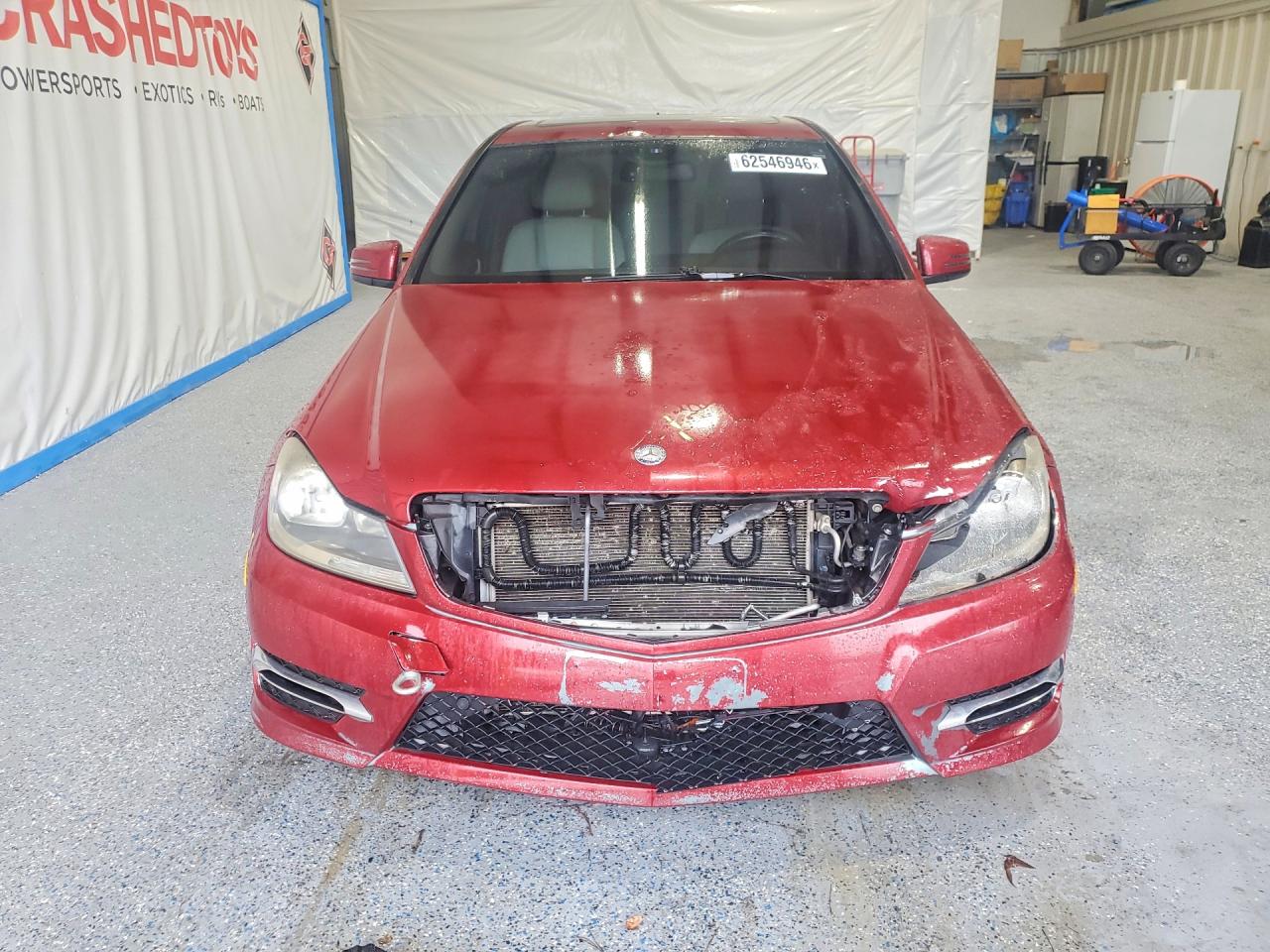 2012 Mercedes-benz C 300 4matic Бордовый vin: WDDGF8BB8CA615507