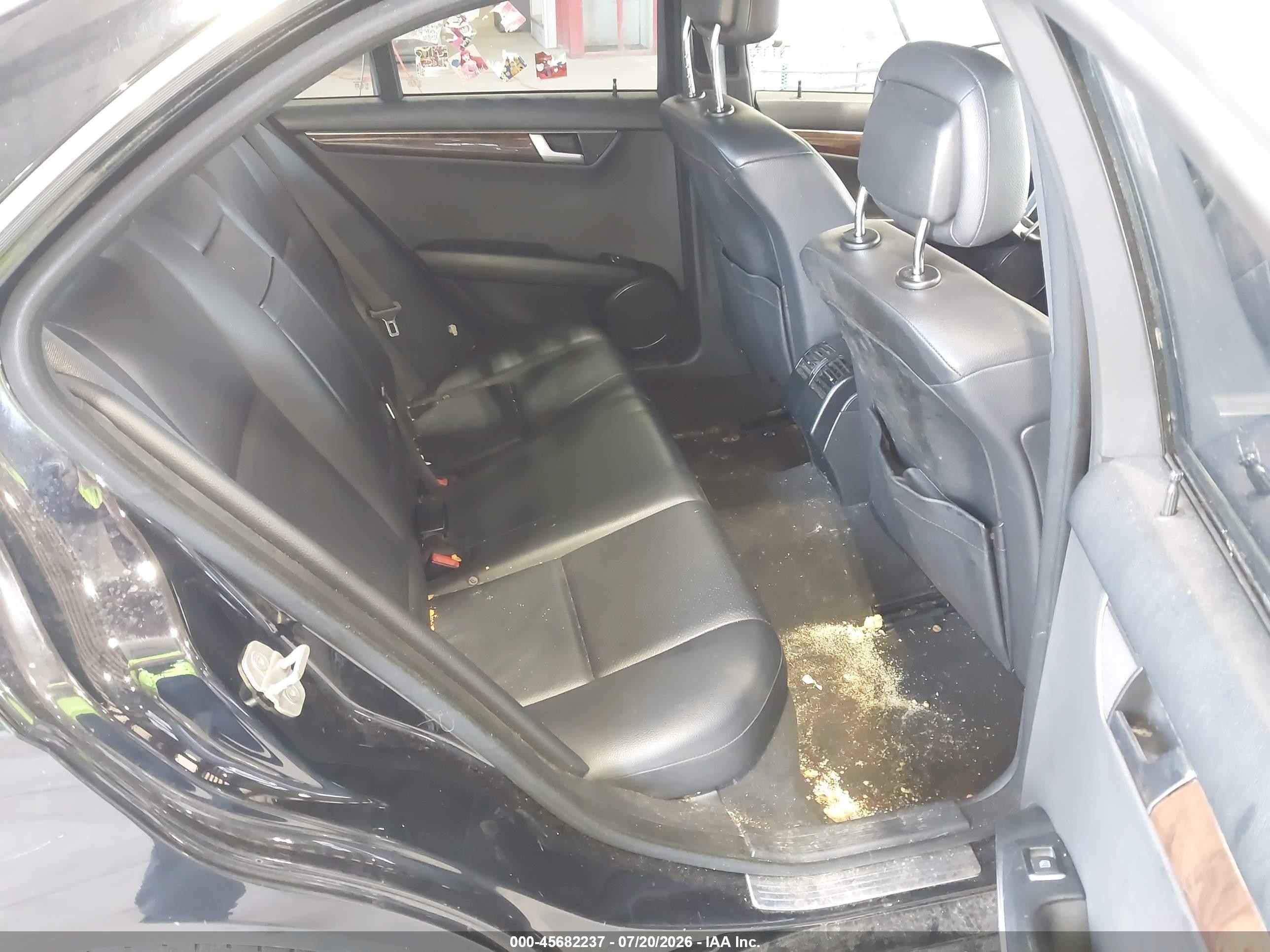 2012 Mercedes-benz C 300 Sport 4matic Black vin: WDDGF8BB8CA616687