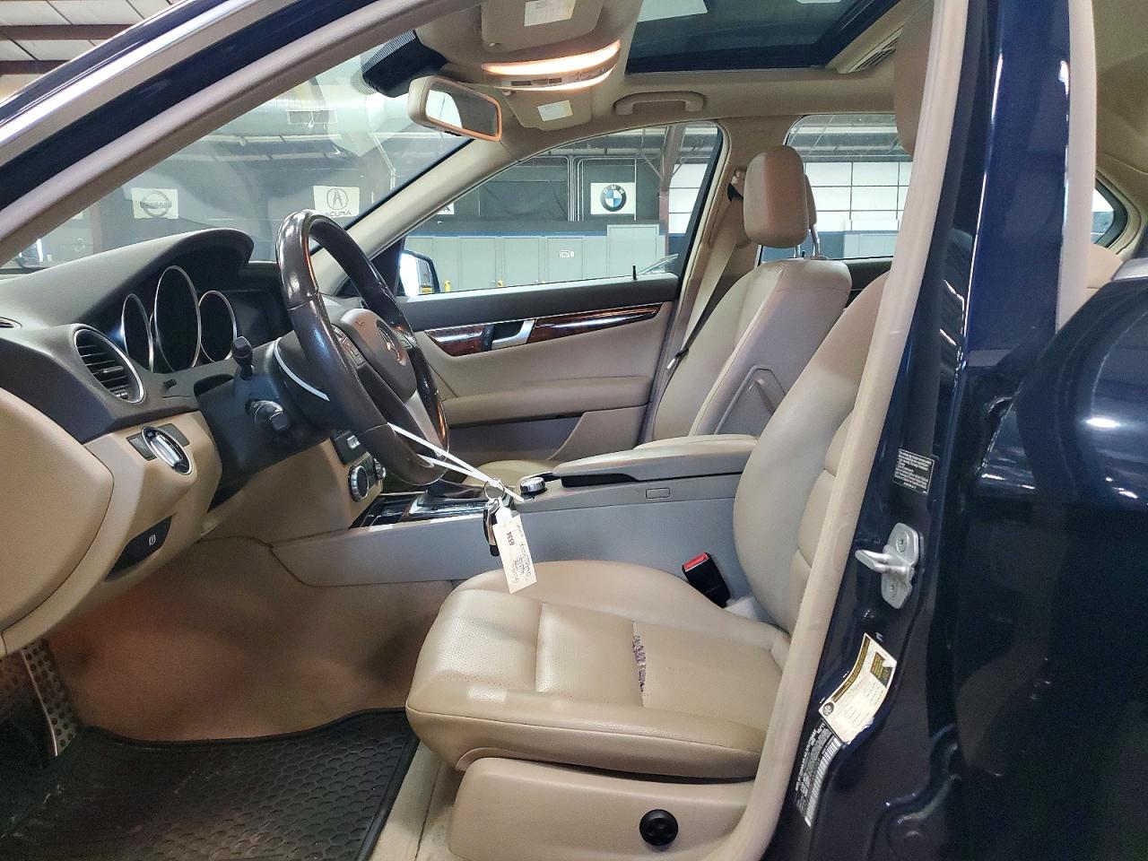 2012 Mercedes-benz C 300 4matic Blue vin: WDDGF8BB8CA640259