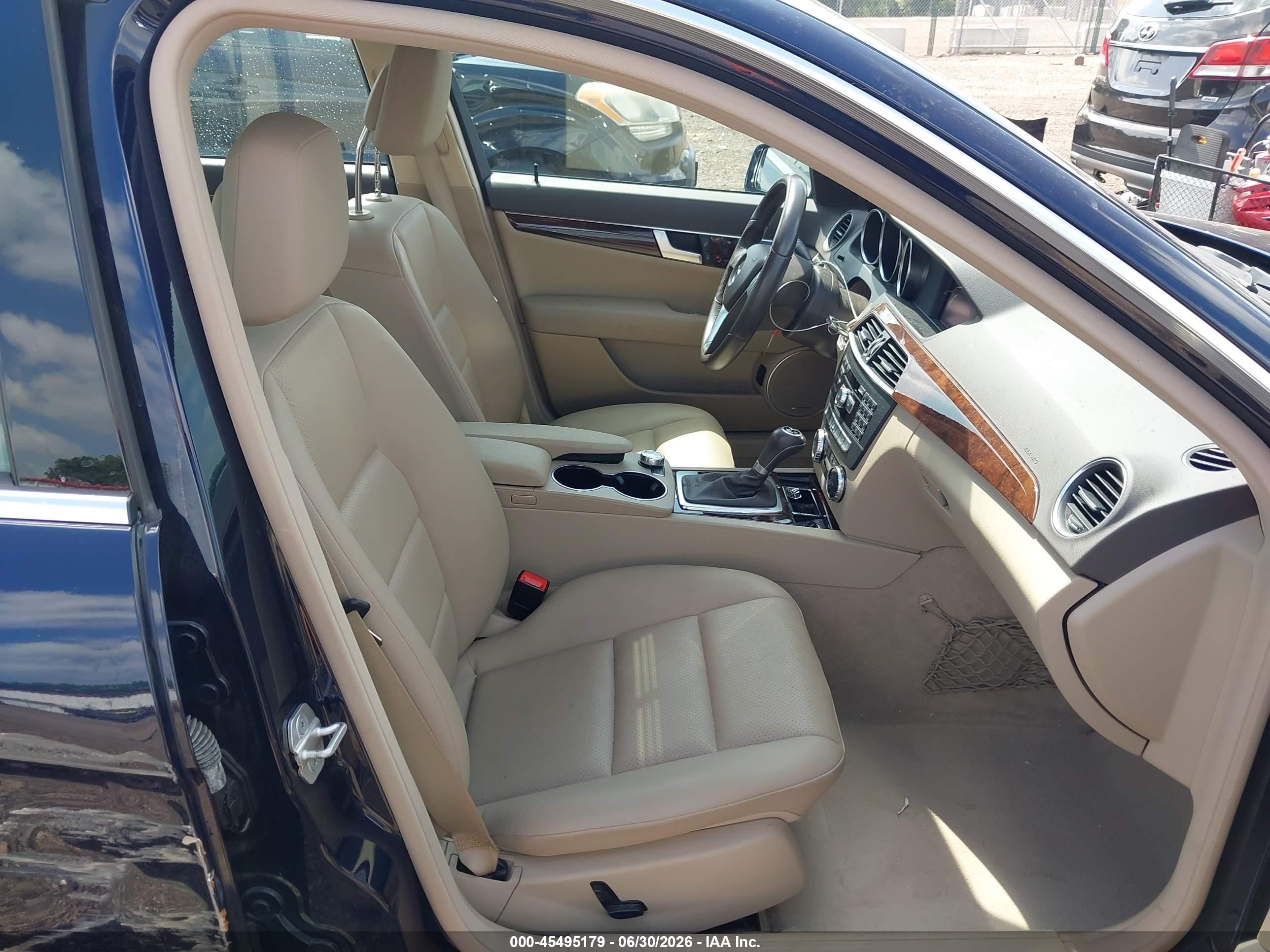 2012 Mercedes-benz C 300 Sport 4matic Dark Blue vin: WDDGF8BB8CA704560