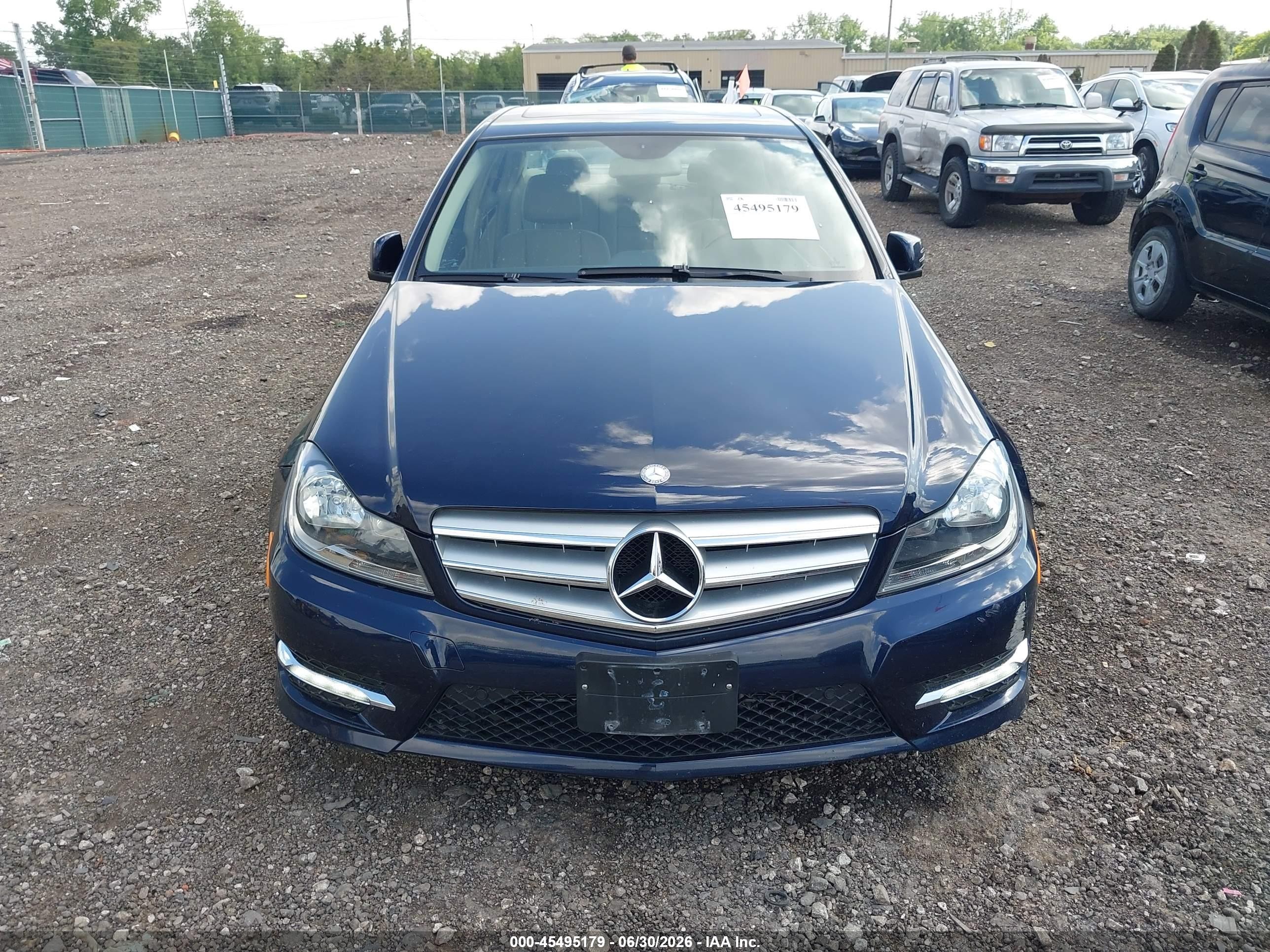 2012 Mercedes-benz C 300 Sport 4matic Dark Blue vin: WDDGF8BB8CA704560