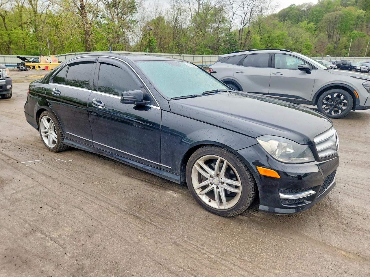 2012 Mercedes-benz C 300 4matic Black vin: WDDGF8BB8CR195698