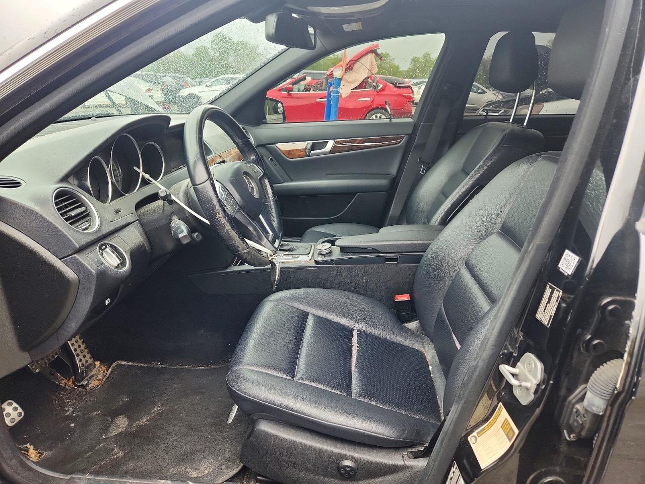 2012 Mercedes-benz C 300 4matic Black vin: WDDGF8BB8CR195698