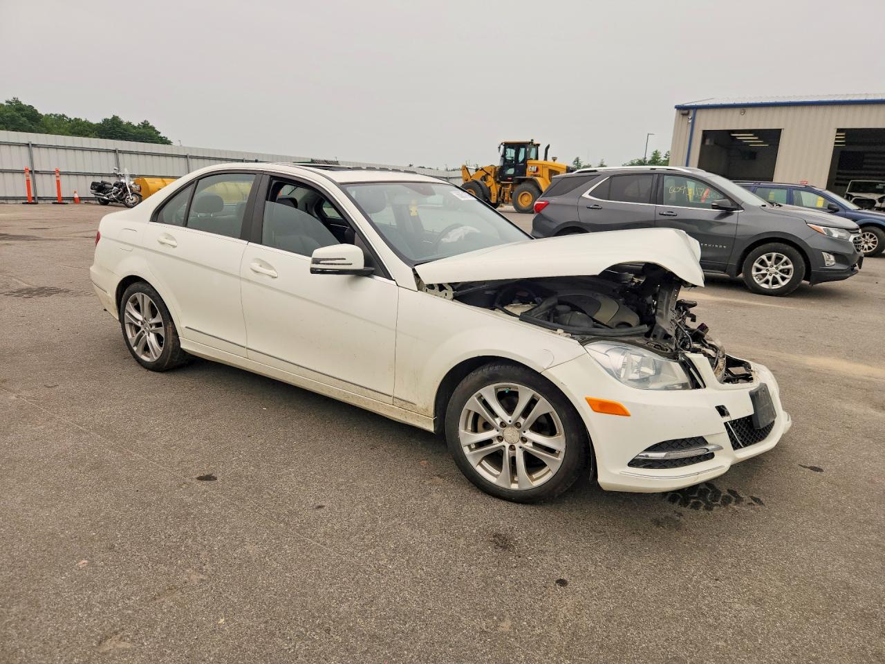 2012 Mercedes-benz C 300 4matic White vin: WDDGF8BB8CR199072