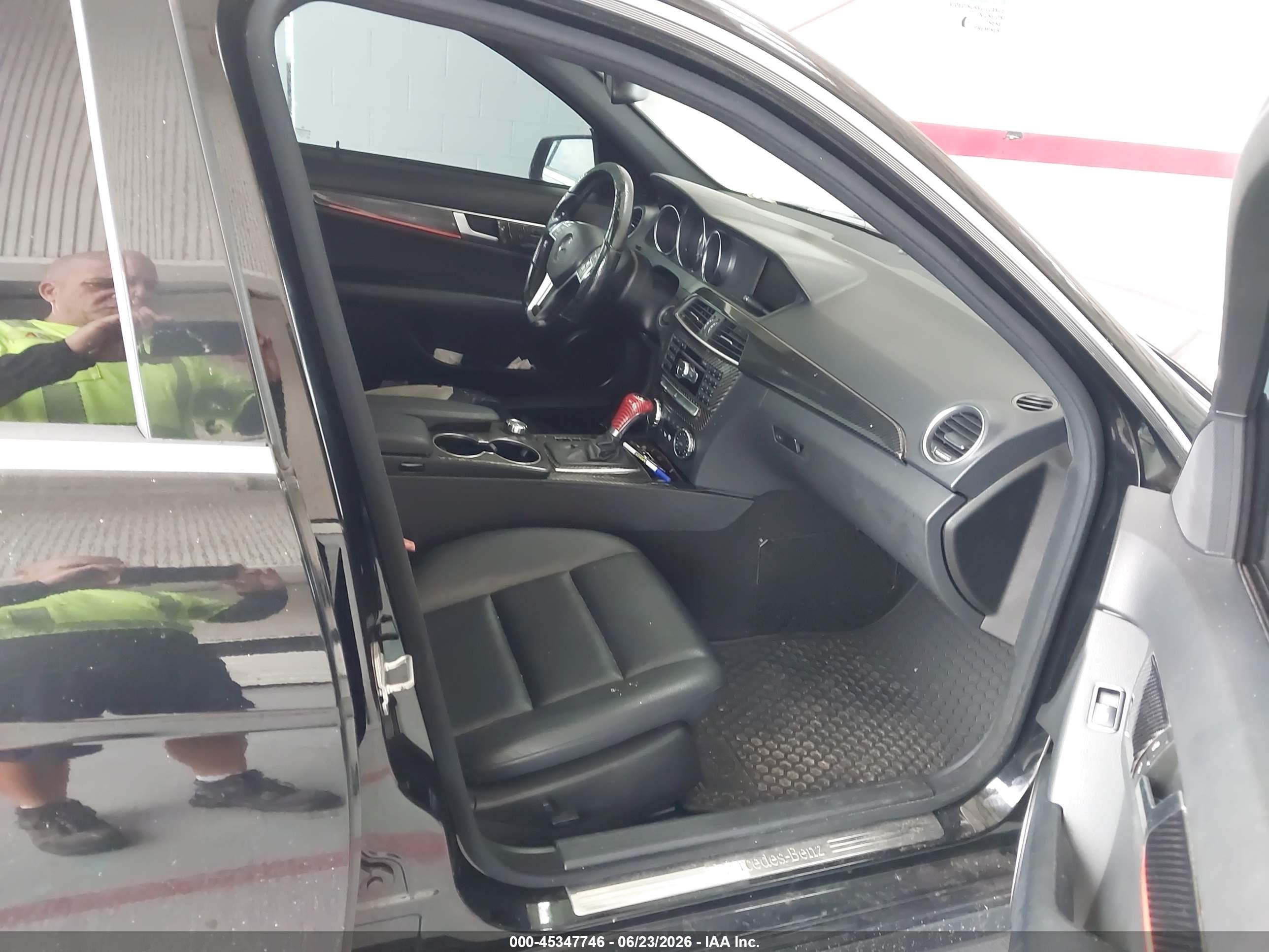 2012 Mercedes-benz C 300 Sport 4matic Black vin: WDDGF8BB8CR227744