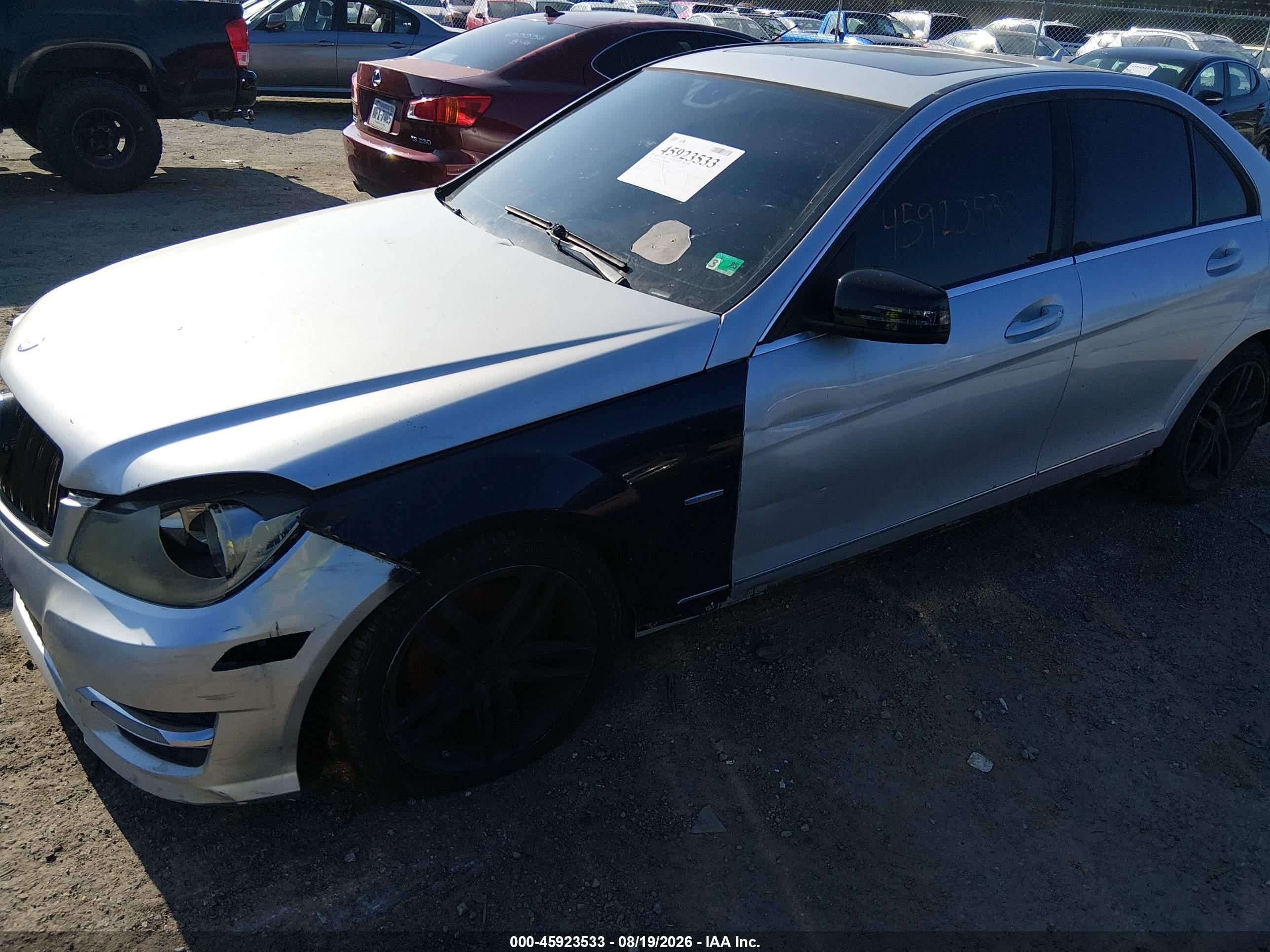 2012 Mercedes-benz C 300 Sport 4matic Silver vin: WDDGF8BB8CR228313