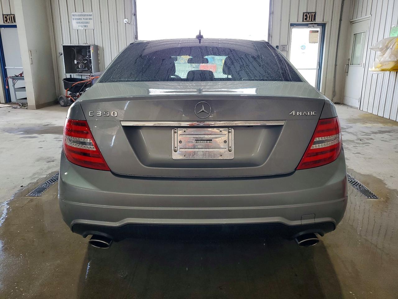 2012 Mercedes-benz C 300 4matic Gray vin: WDDGF8BB8CR231793