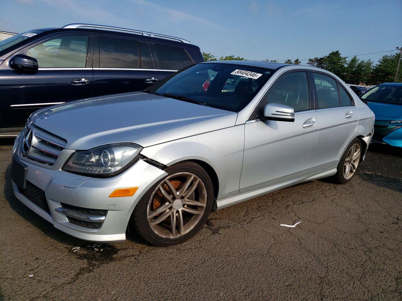 WDDGF8BB8CR234774