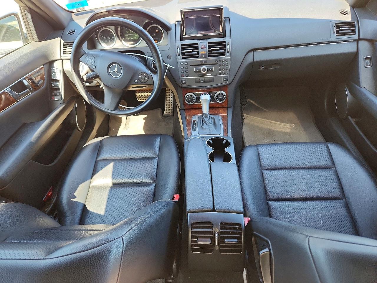 2010 Mercedes-benz C 300 4matic Черный vin: WDDGF8BB9AF413484