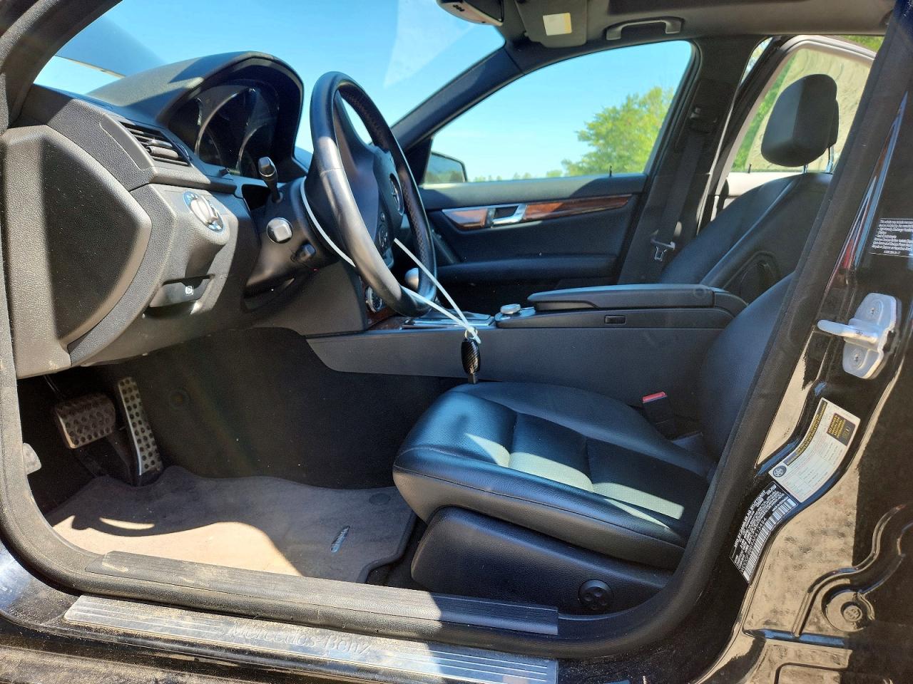 2010 Mercedes-benz C 300 4matic Черный vin: WDDGF8BB9AF413484