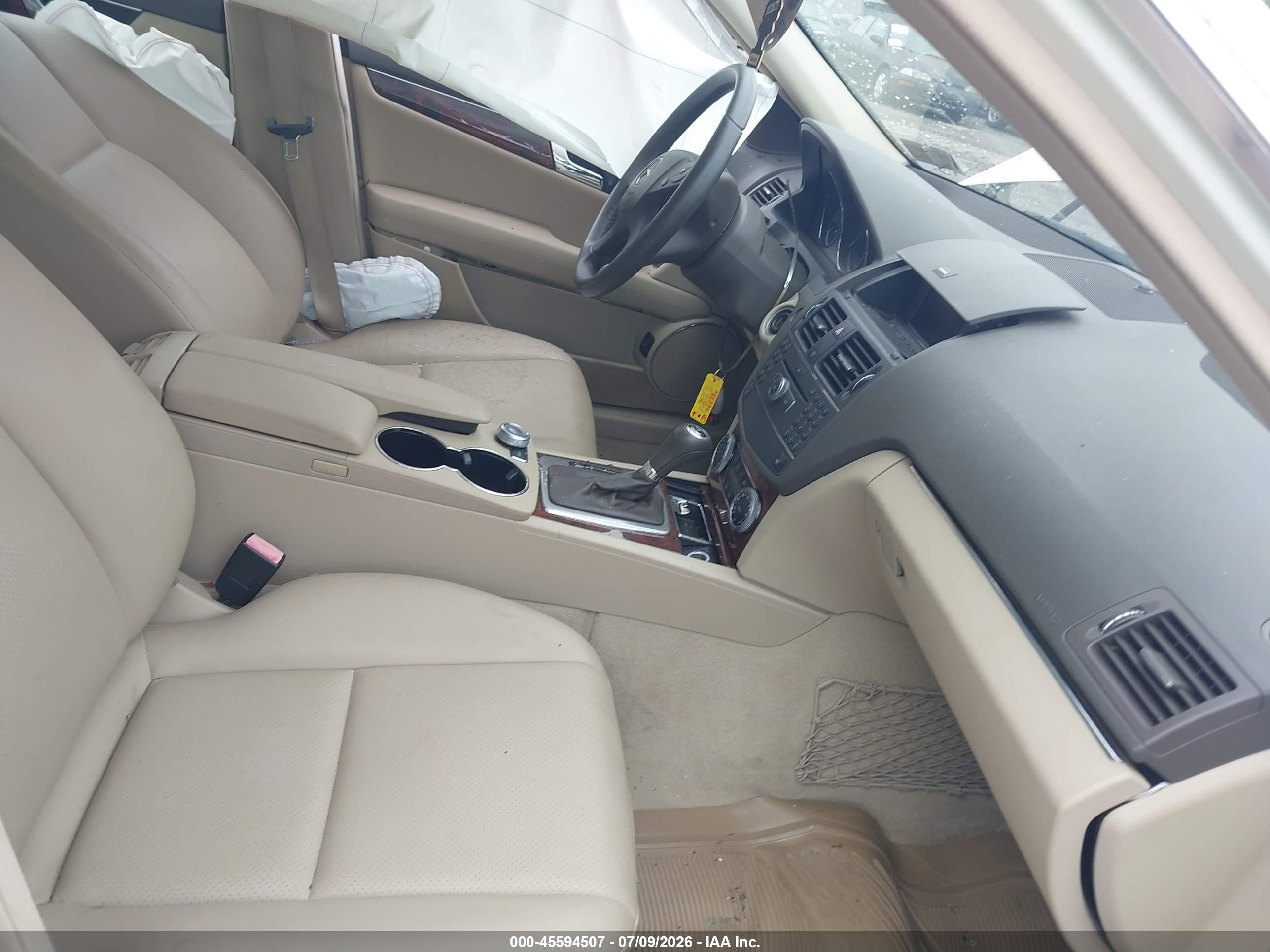 2010 Mercedes-benz C 300 Luxury 4matic White vin: WDDGF8BB9AF458263