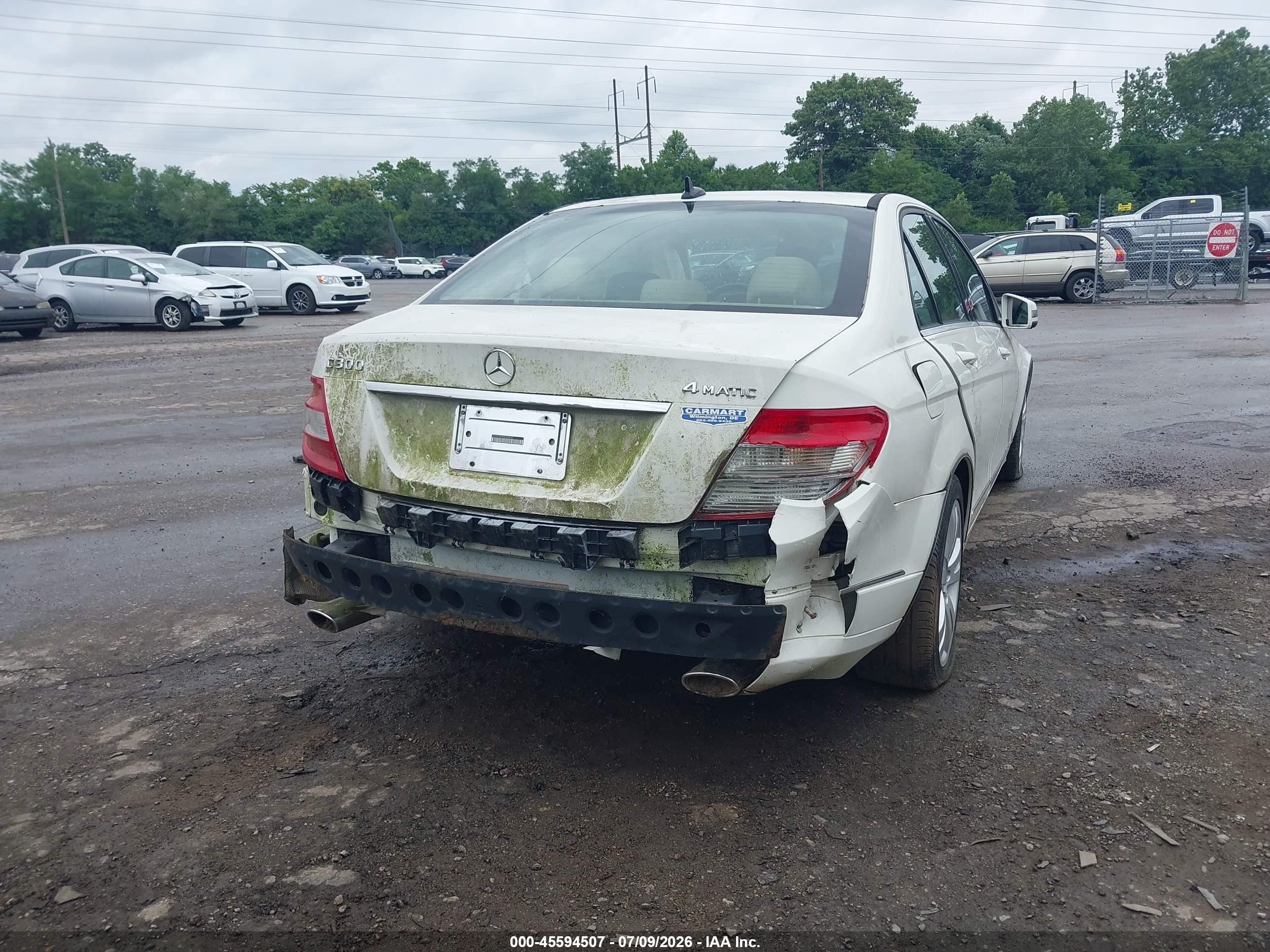 2010 Mercedes-benz C 300 Luxury 4matic White vin: WDDGF8BB9AF458263