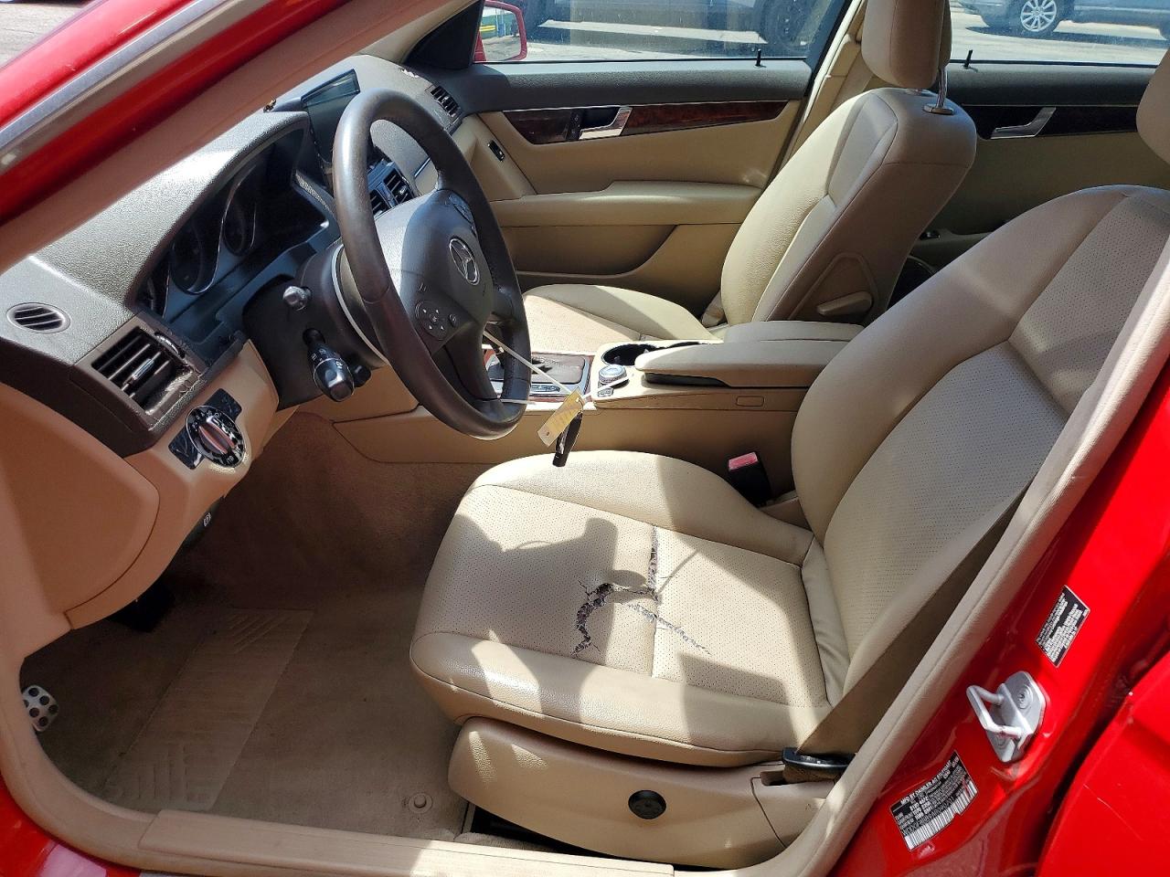 2010 Mercedes-benz C 300 4matic Red vin: WDDGF8BB9AR090701