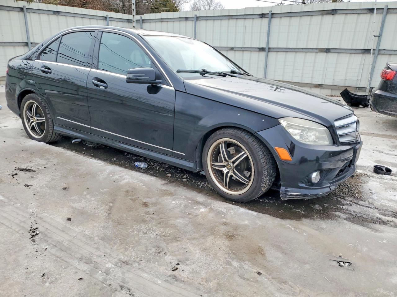 2010 Mercedes-benz C 300 4matic Black vin: WDDGF8BB9AR096286