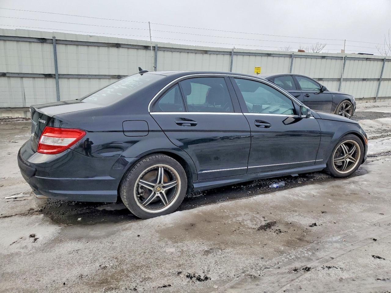 2010 Mercedes-benz C 300 4matic Black vin: WDDGF8BB9AR096286