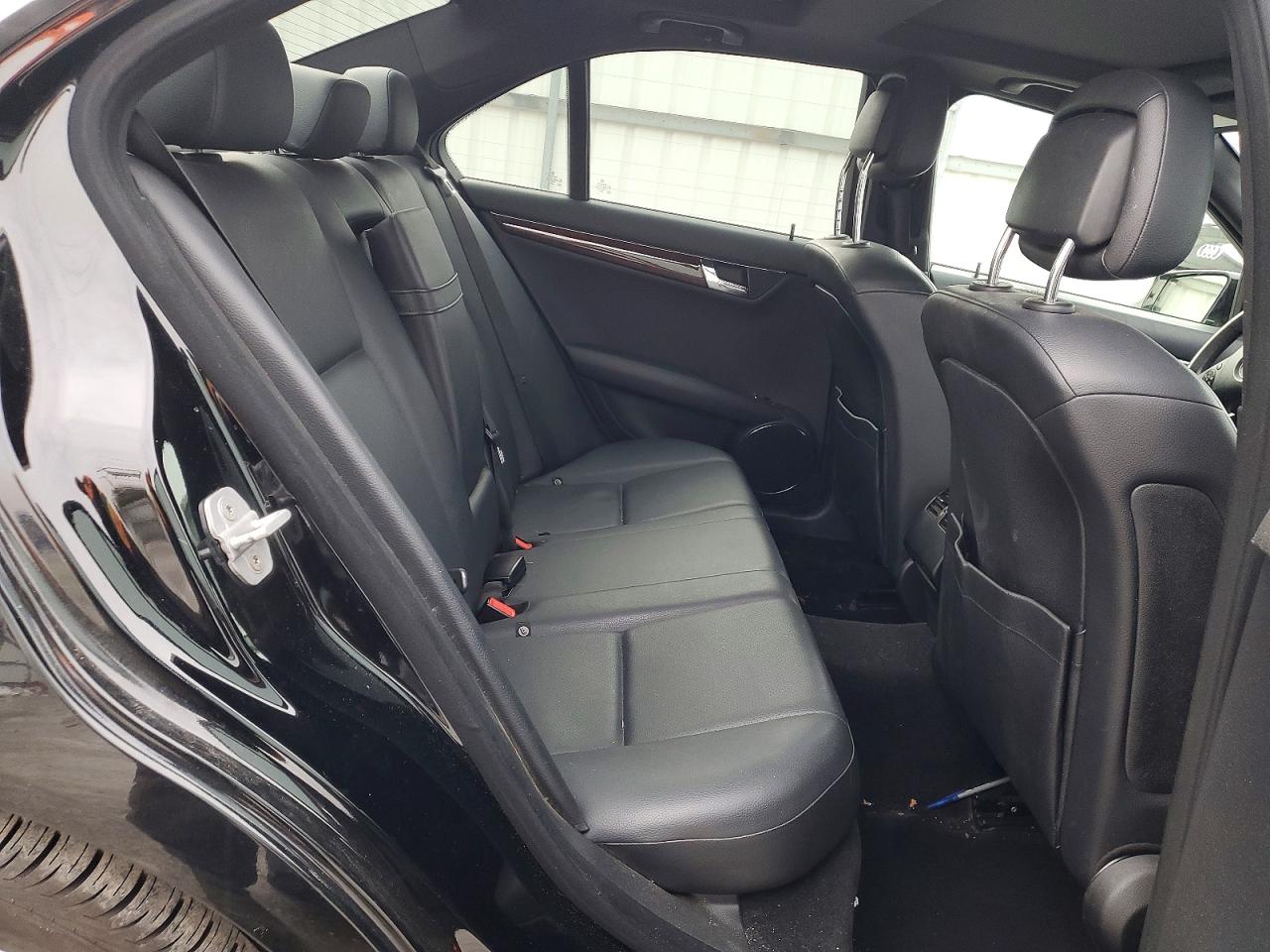 2010 Mercedes-benz C 300 4matic Black vin: WDDGF8BB9AR096286