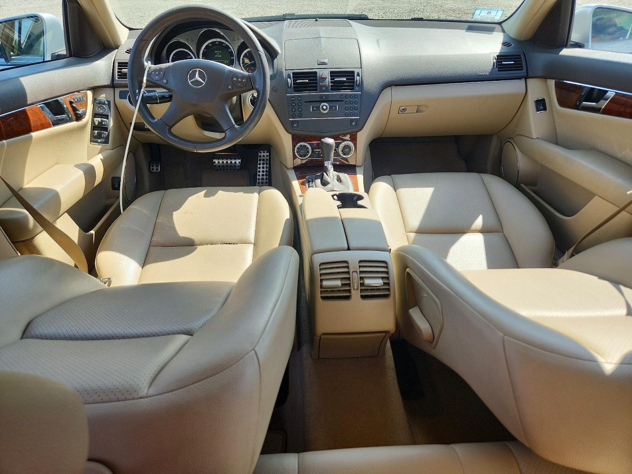 2010 Mercedes-benz C 300 4matic Silver vin: WDDGF8BB9AR126676