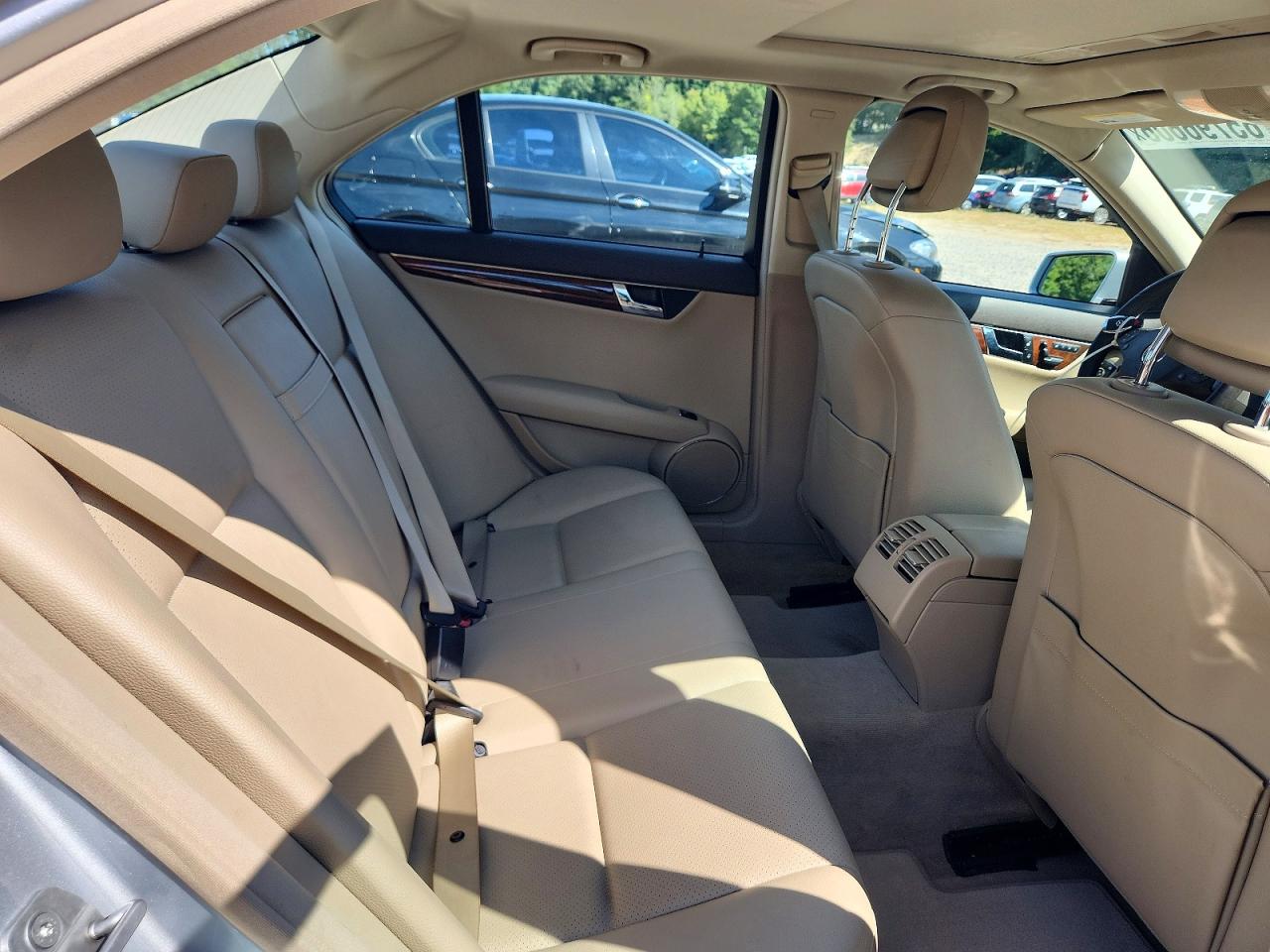 2010 Mercedes-benz C 300 4matic Silver vin: WDDGF8BB9AR126676