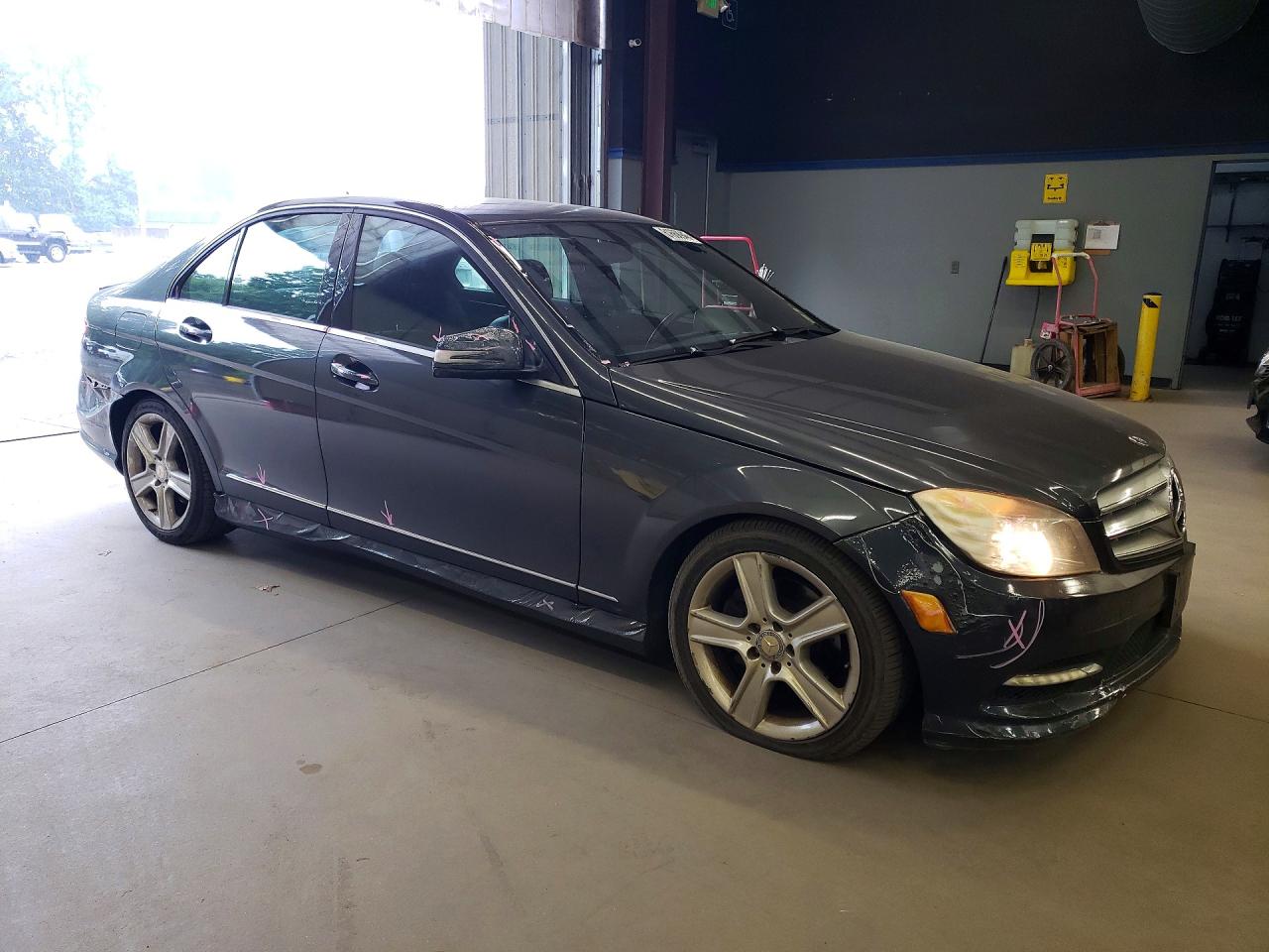 2011 Mercedes-benz C 300 4matic Gray vin: WDDGF8BB9BF652597