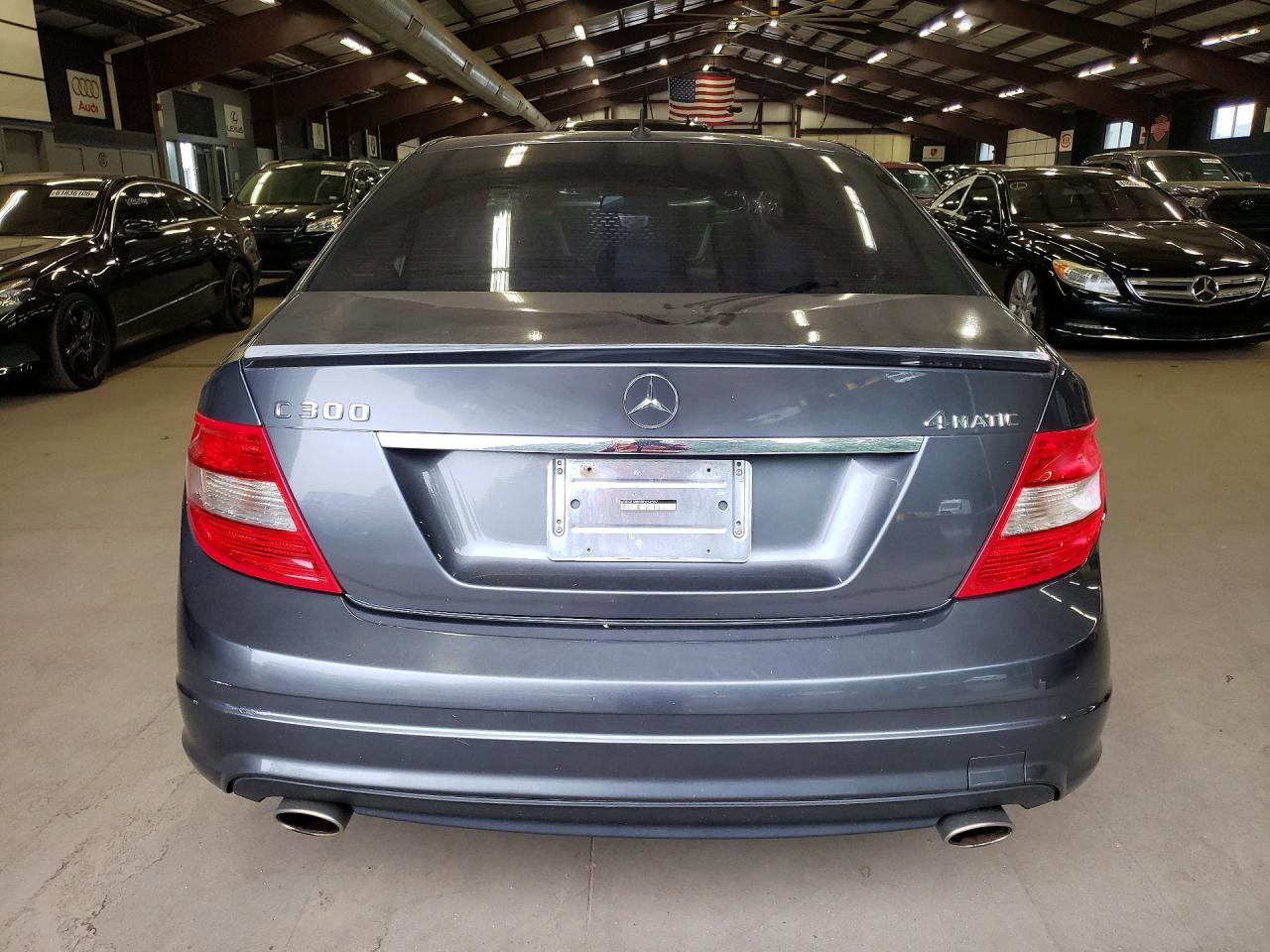2011 Mercedes-benz C 300 4matic Gray vin: WDDGF8BB9BF652597