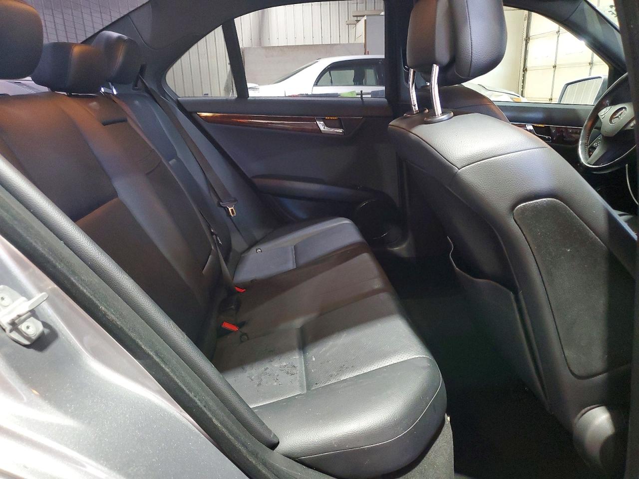 2011 Mercedes-benz C 300 4matic Gray vin: WDDGF8BB9BR164104
