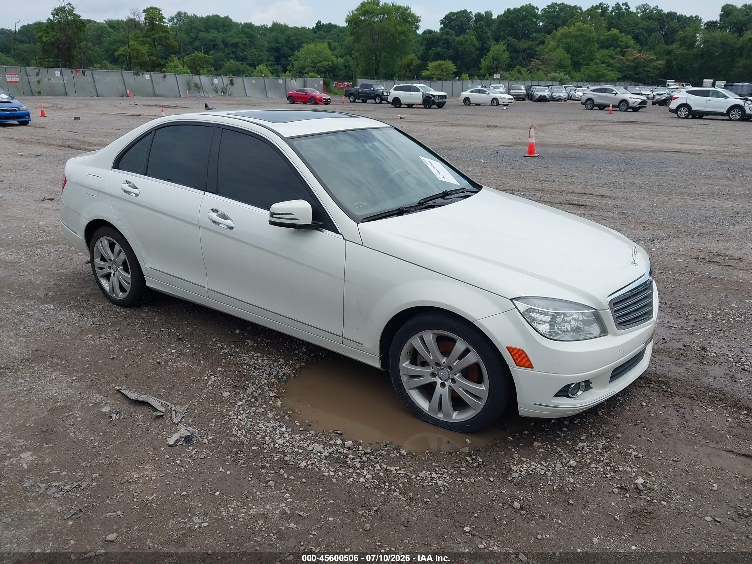 2011 Mercedes-benz C 300 Luxury 4matic/sport 4matic White vin: WDDGF8BB9BR167293