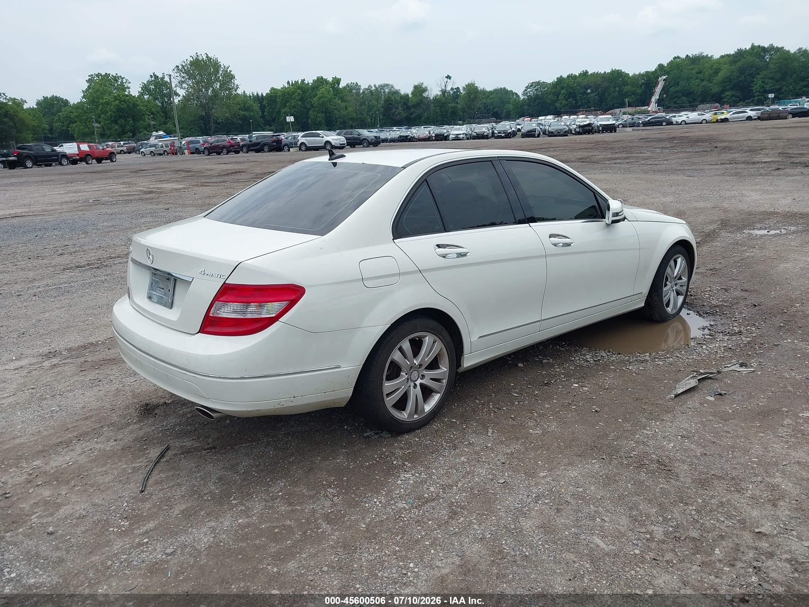 2011 Mercedes-benz C 300 Luxury 4matic/sport 4matic White vin: WDDGF8BB9BR167293