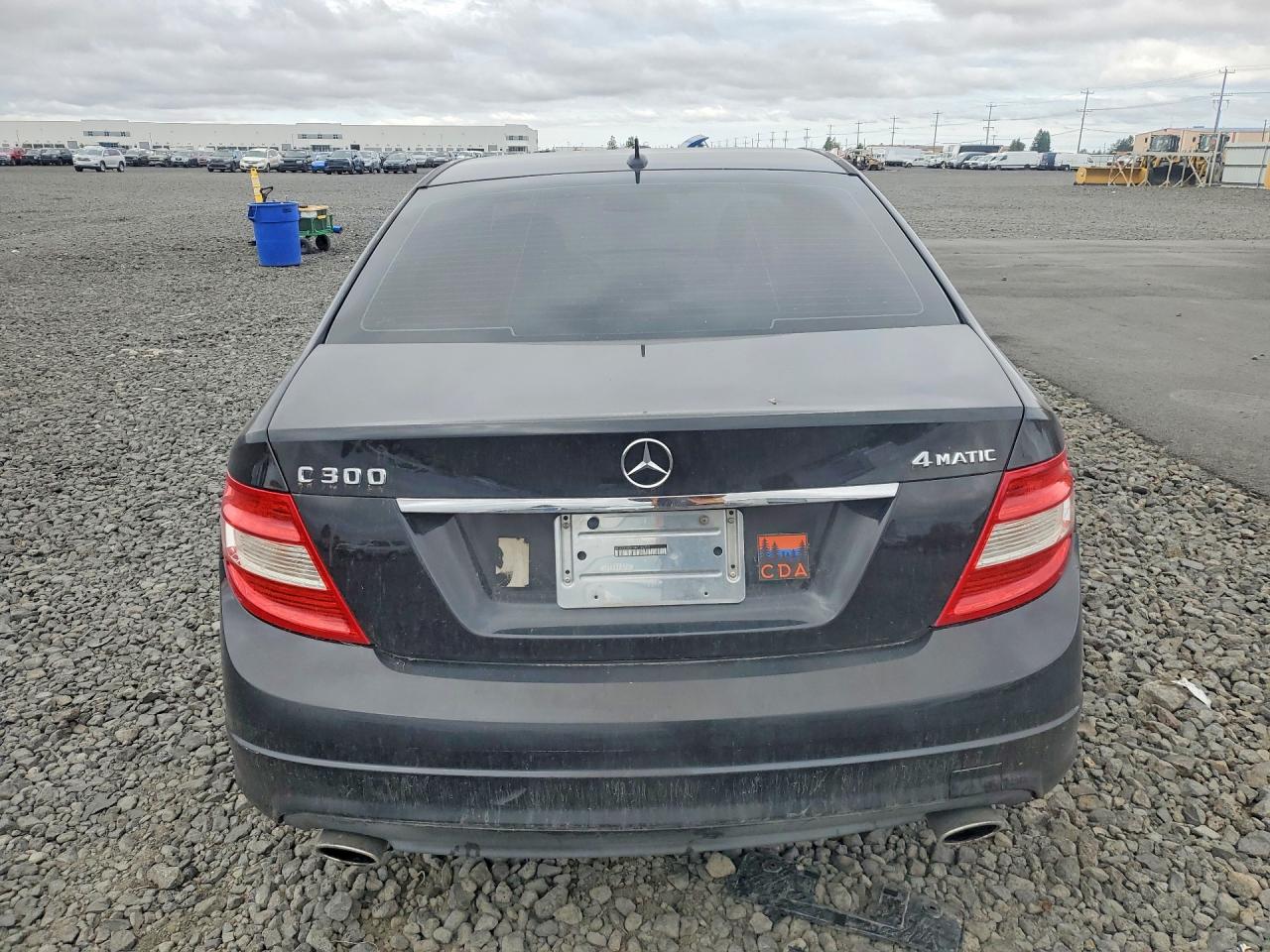 2011 Mercedes-benz C 300 4matic Черный vin: WDDGF8BB9BR184059