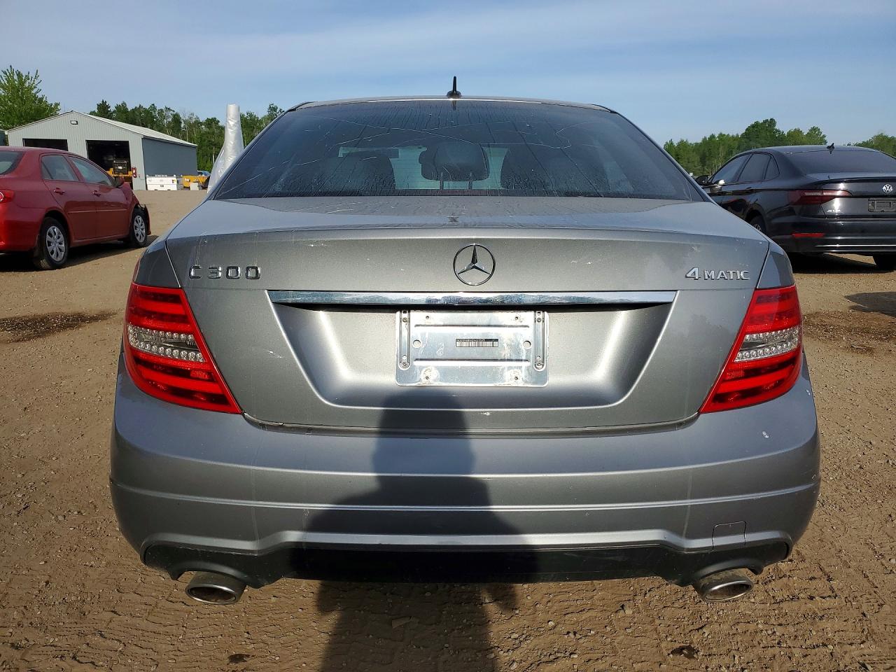 2012 Mercedes-benz C 300 4matic Silver vin: WDDGF8BB9CA625575